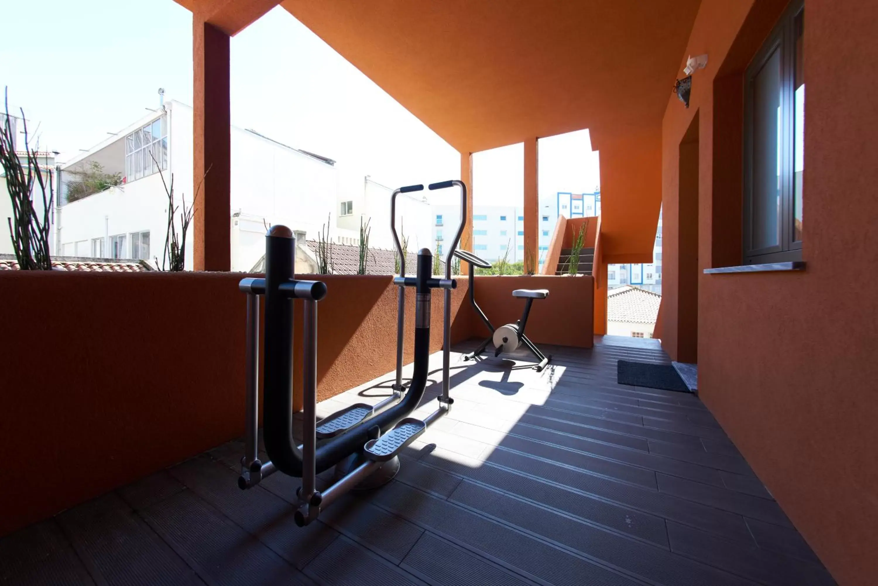 Patio, Fitness Center/Facilities in Hotel do Mercado