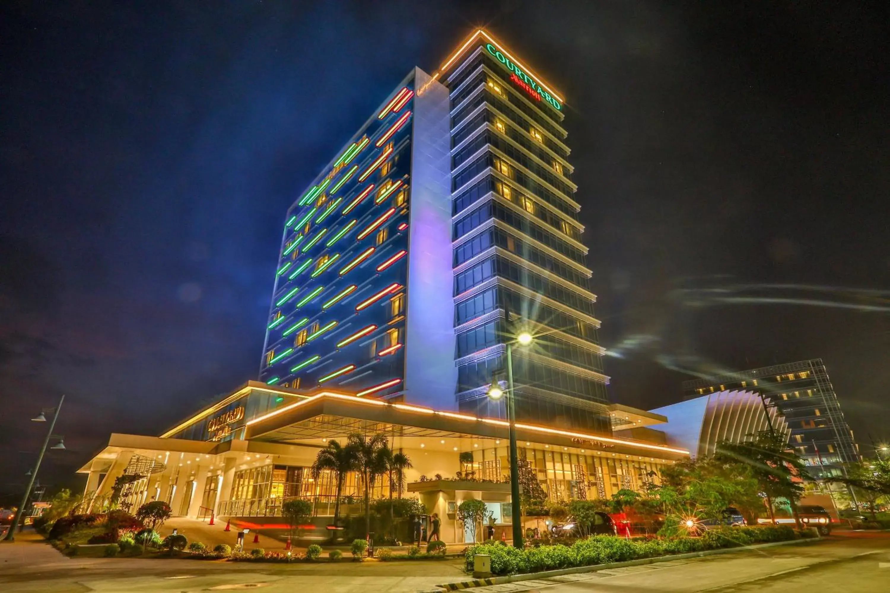 Property Building in Courtyard by Marriott Iloilo