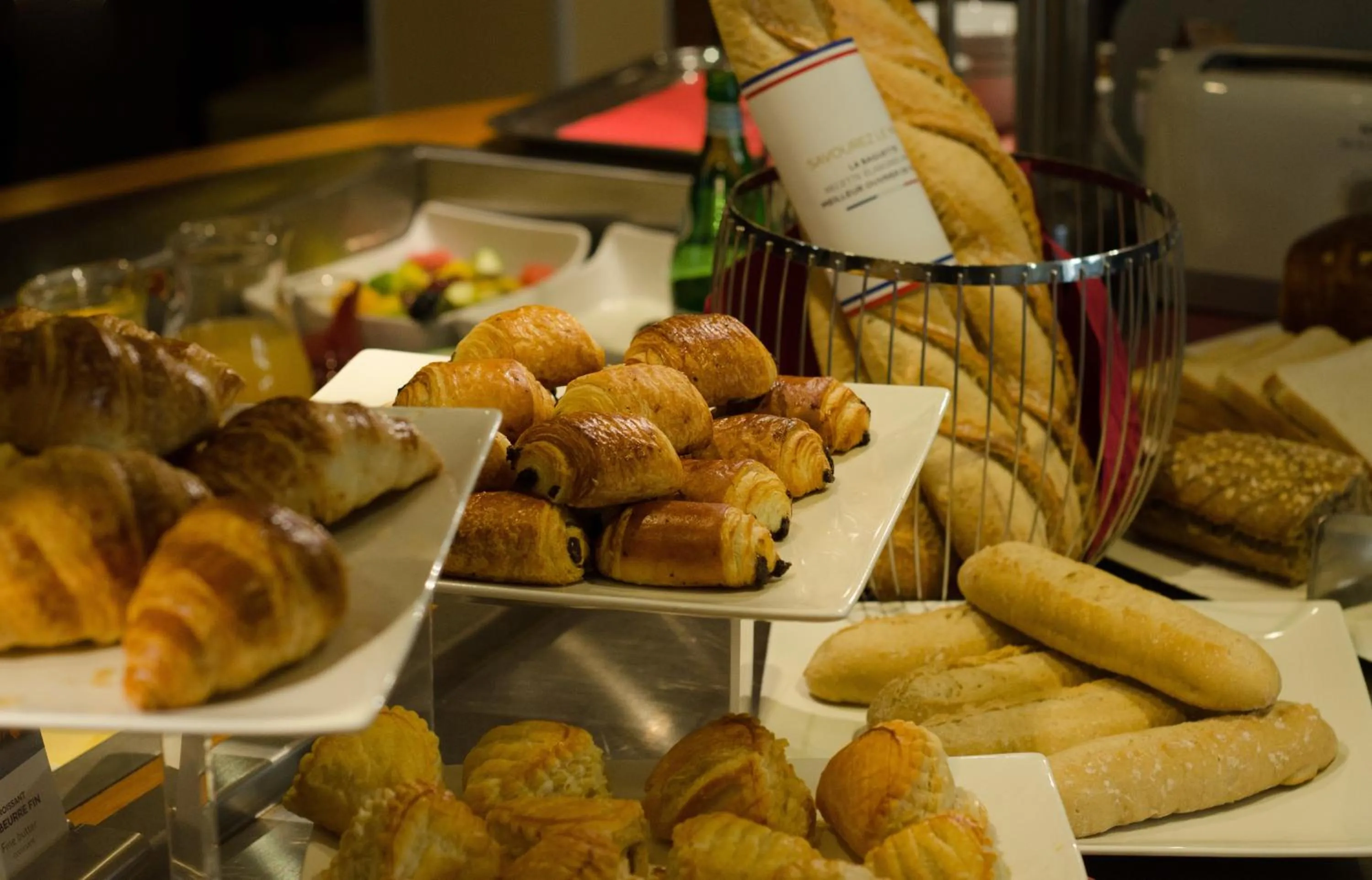 Food in Hotel Mercure Rennes Cesson
