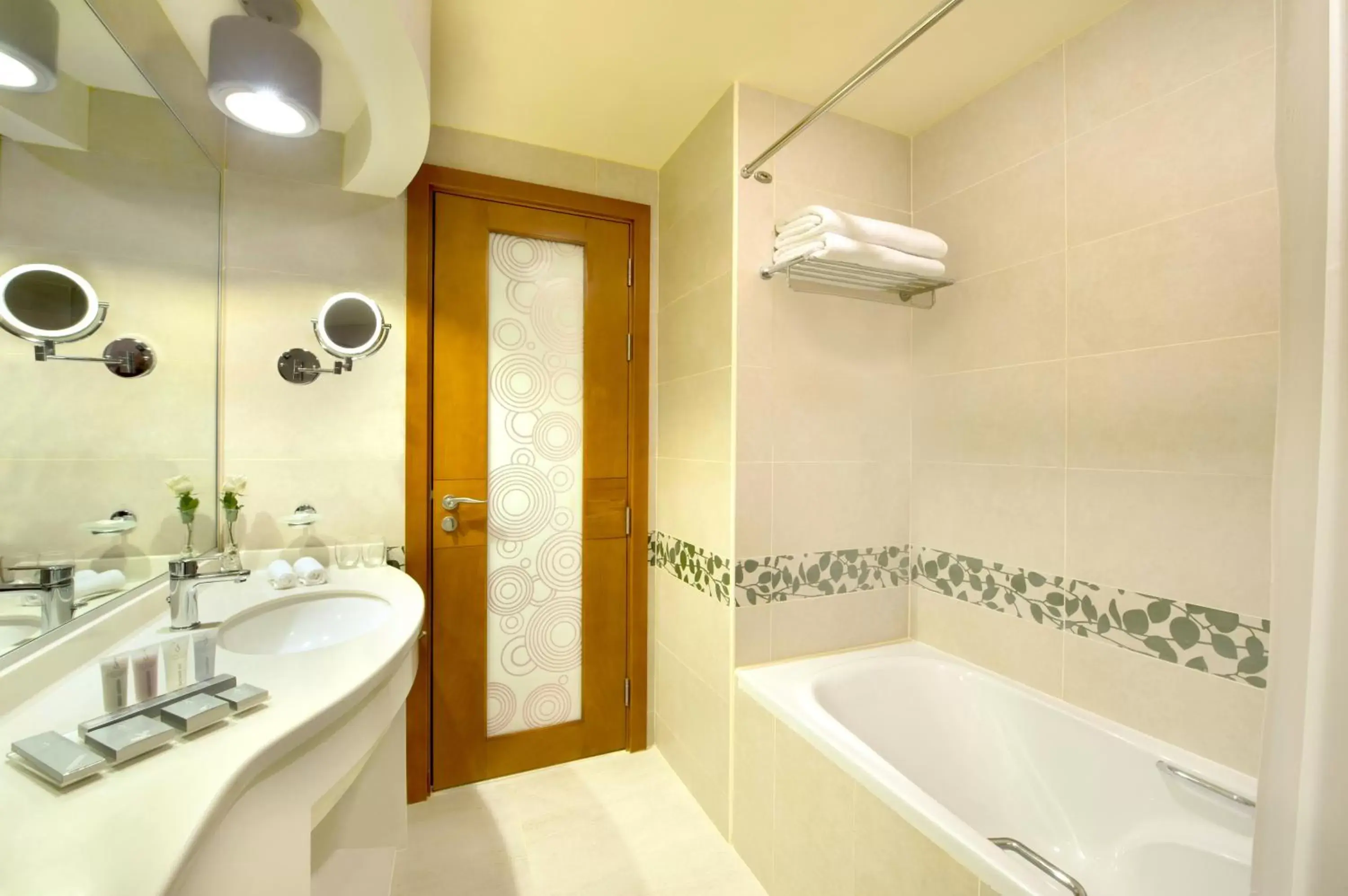 Bathroom in City Seasons Towers Hotel Bur Dubai