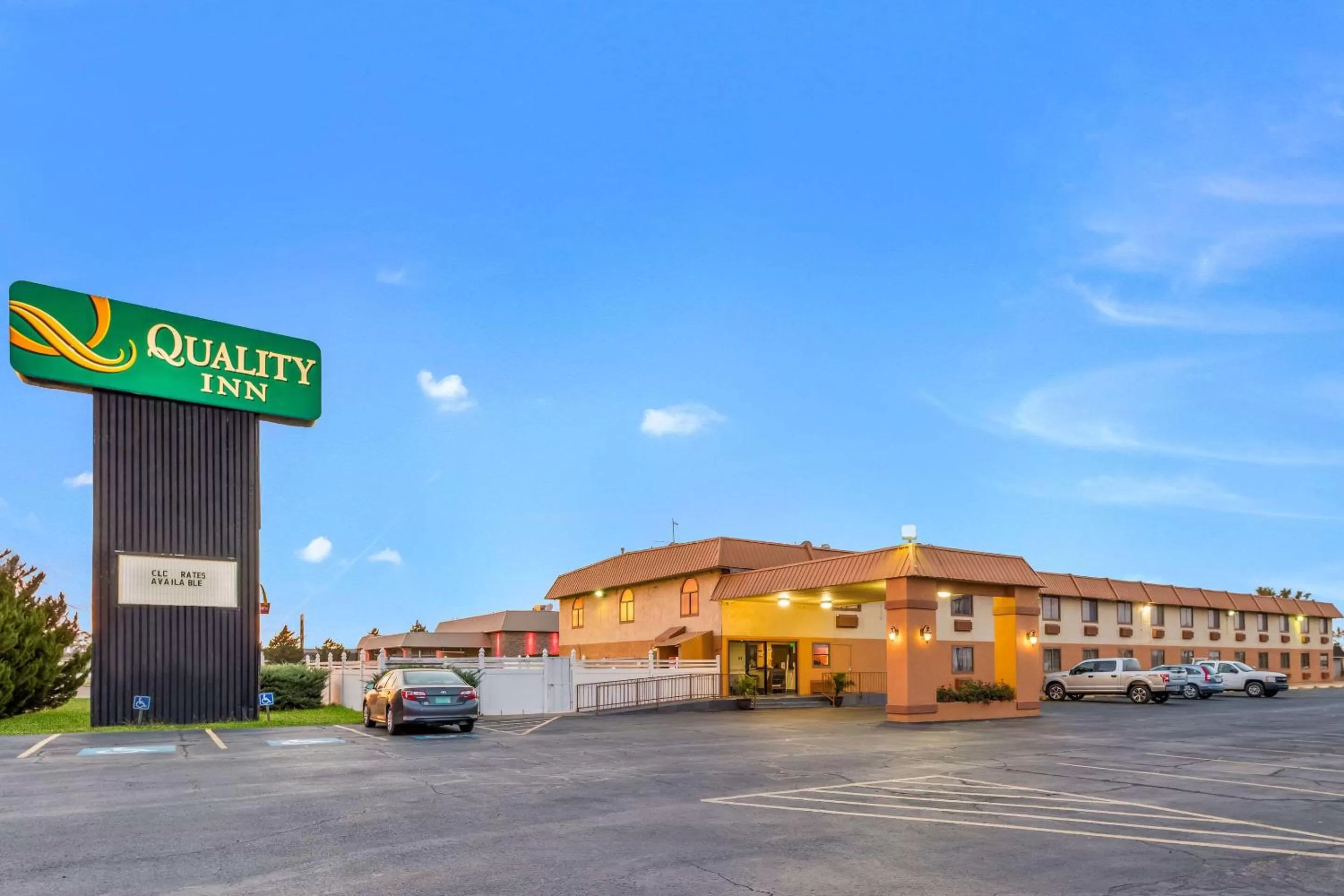 Property building in Quality Inn Clovis