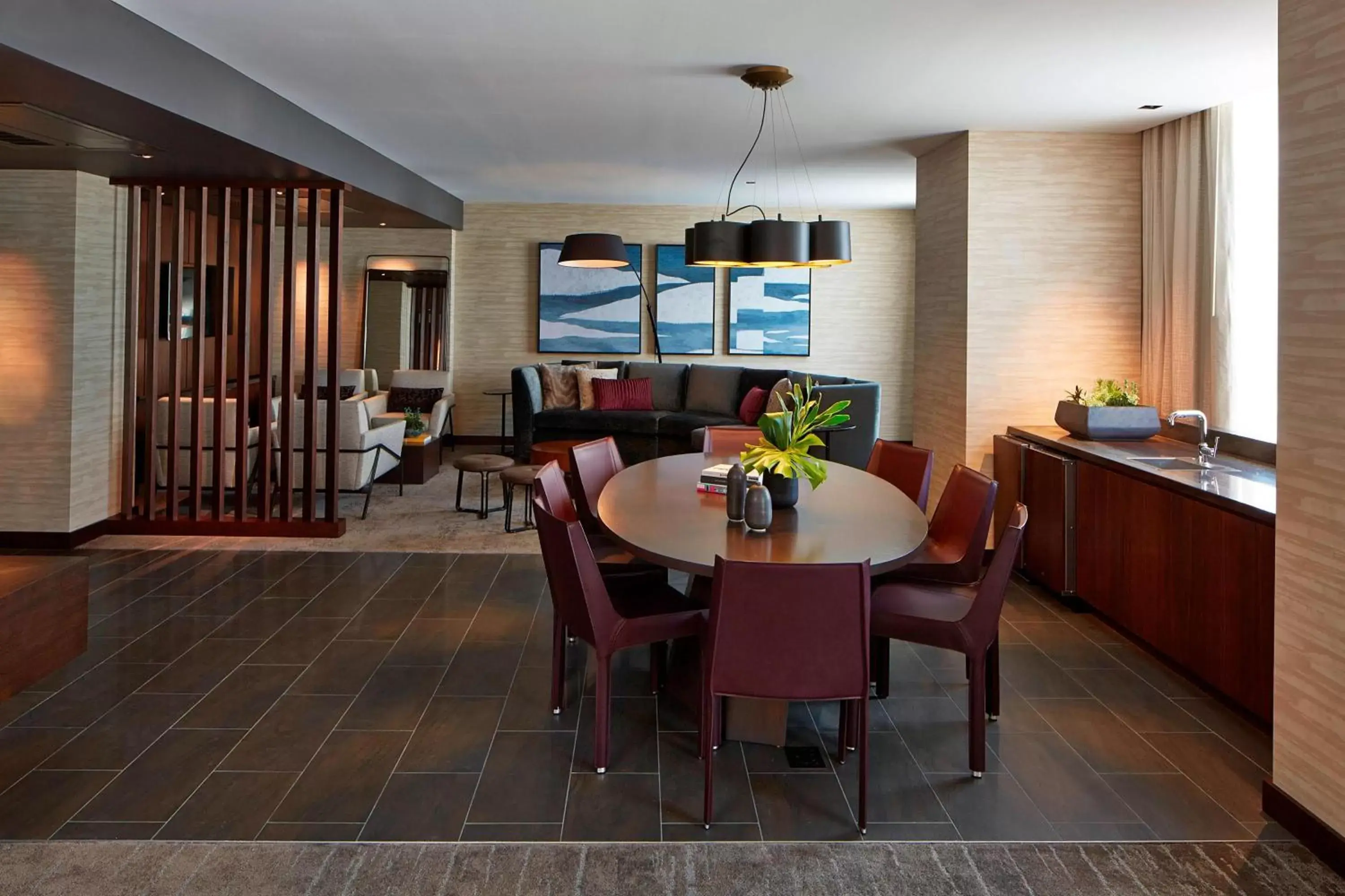 Bedroom, Dining Area in Renaissance Dallas at Plano Legacy West Hotel