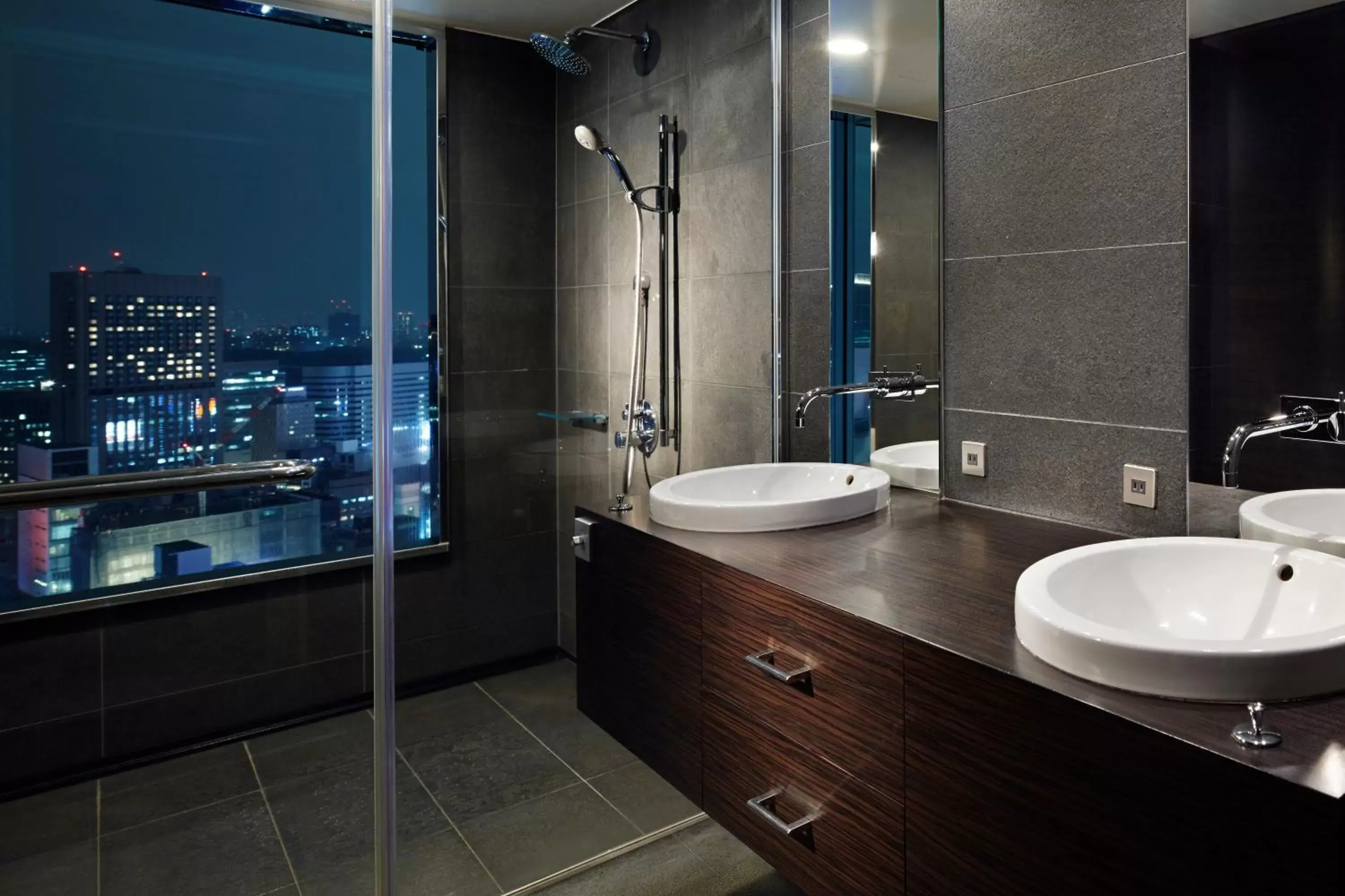 Shower, Bathroom in Mitsui Garden Hotel Ginza Premier