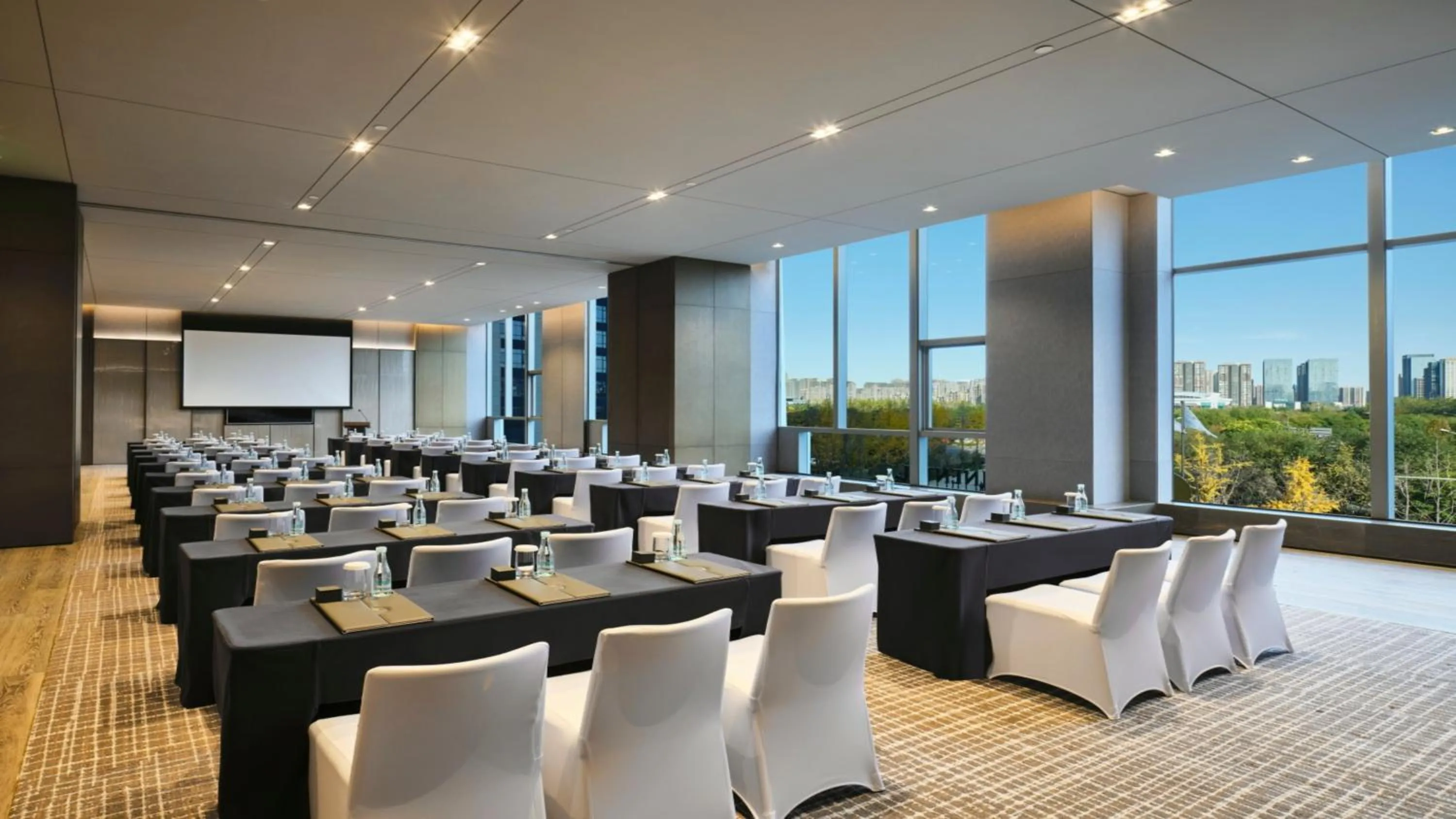 Spa and wellness centre/facilities in InterContinental Xi'an North by IHG