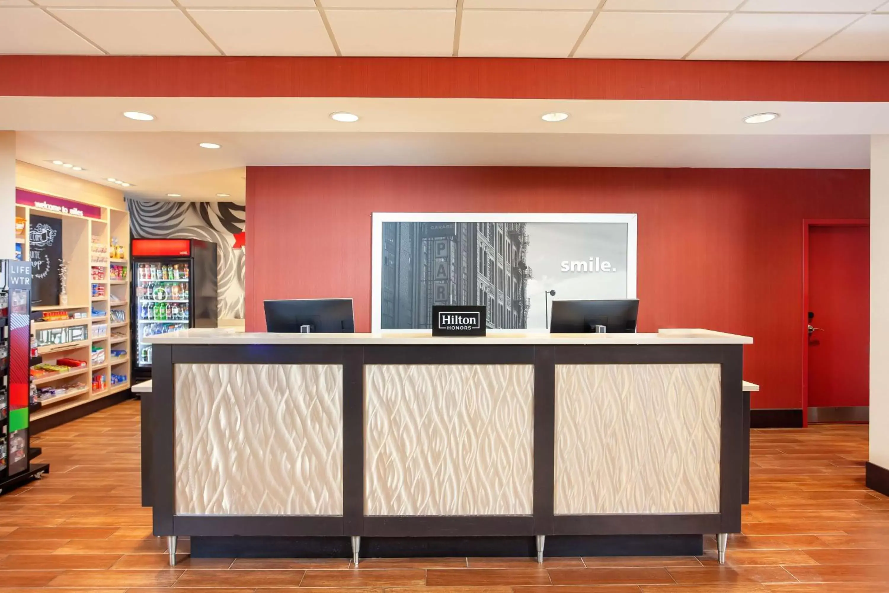 Lobby or reception in Hampton Inn & Suites Niles/Warren, OH Lobby or reception in Hampton Inn & Suites Niles/Warren, OH