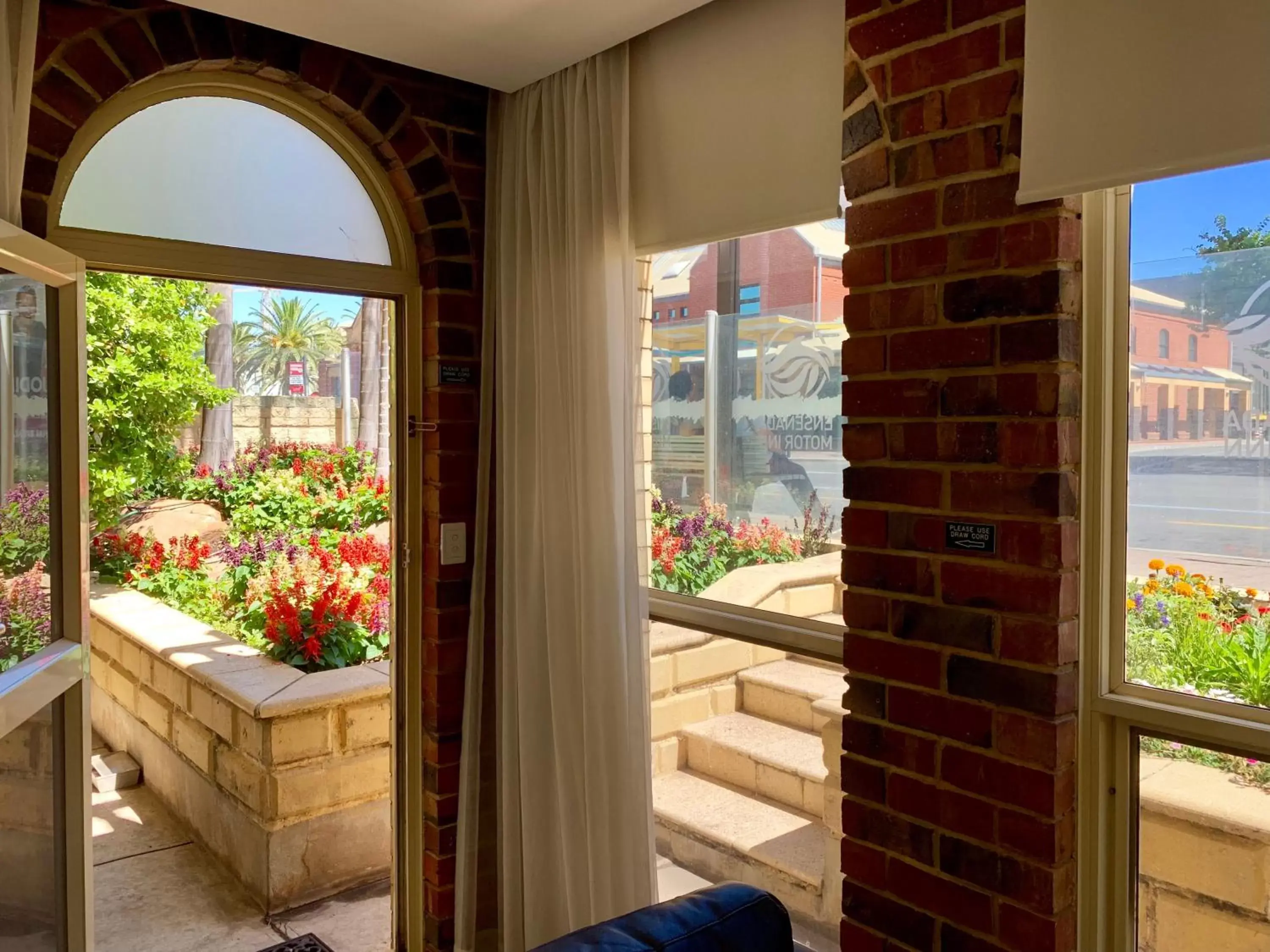 Patio in Ensenada Motor Inn and Suites