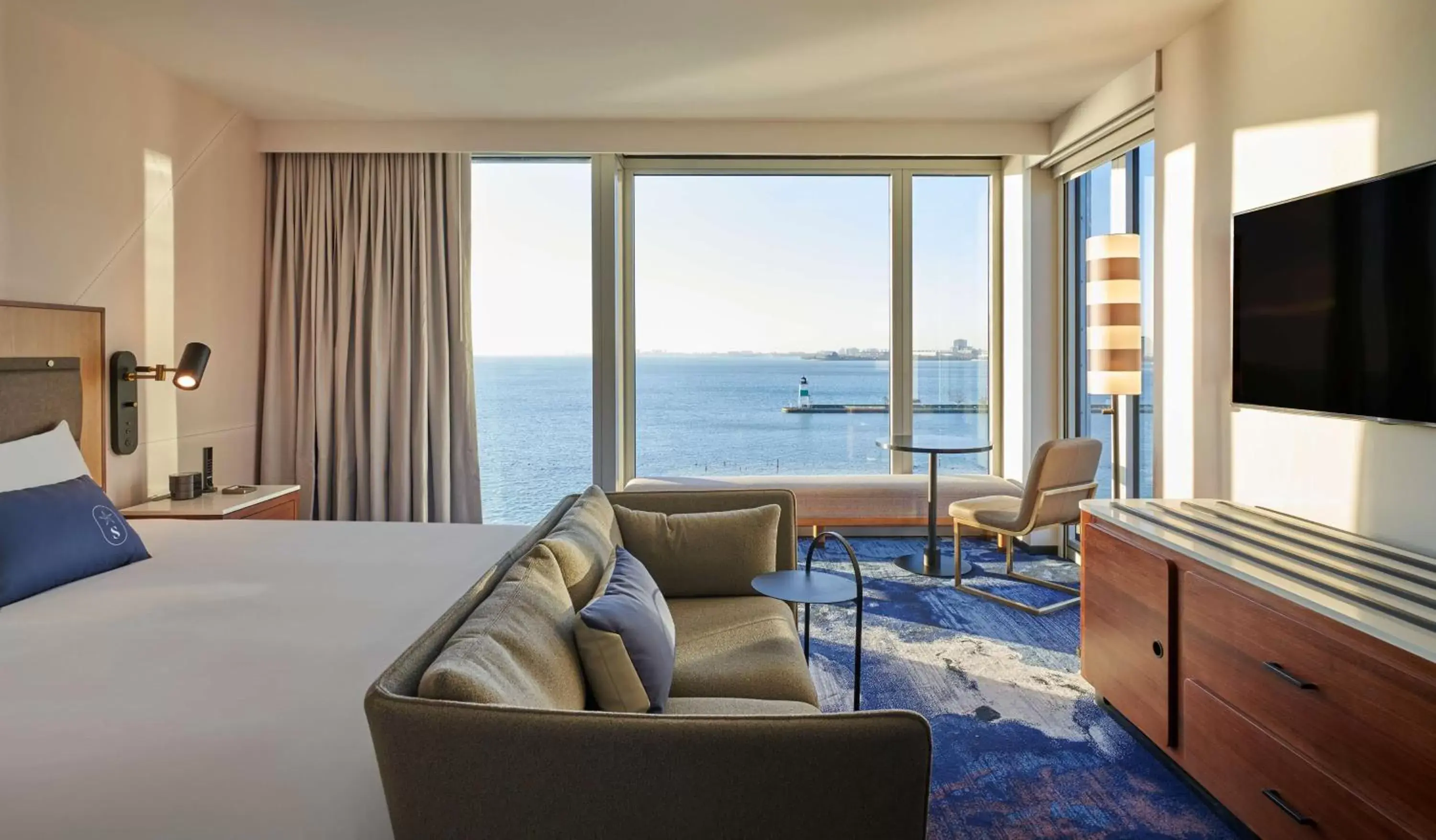Bedroom, Seating Area in Sable At Navy Pier Chicago, Curio Collection By Hilton