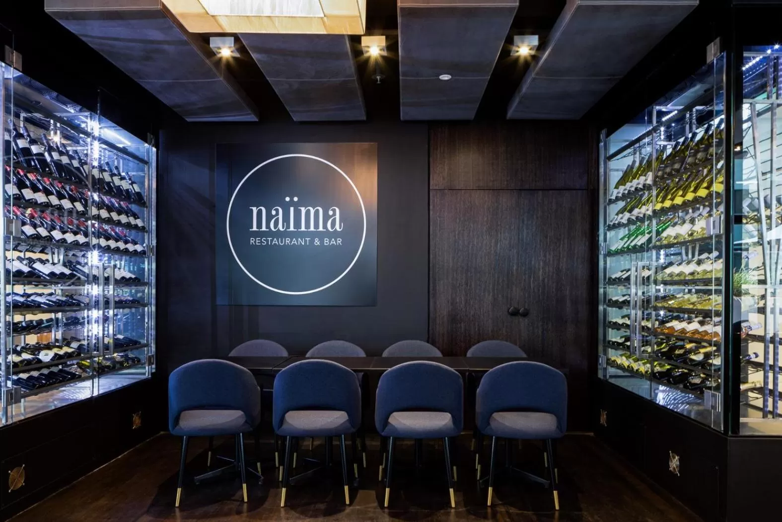 Restaurant/places to eat in Mercure Melbourne St Kilda Road