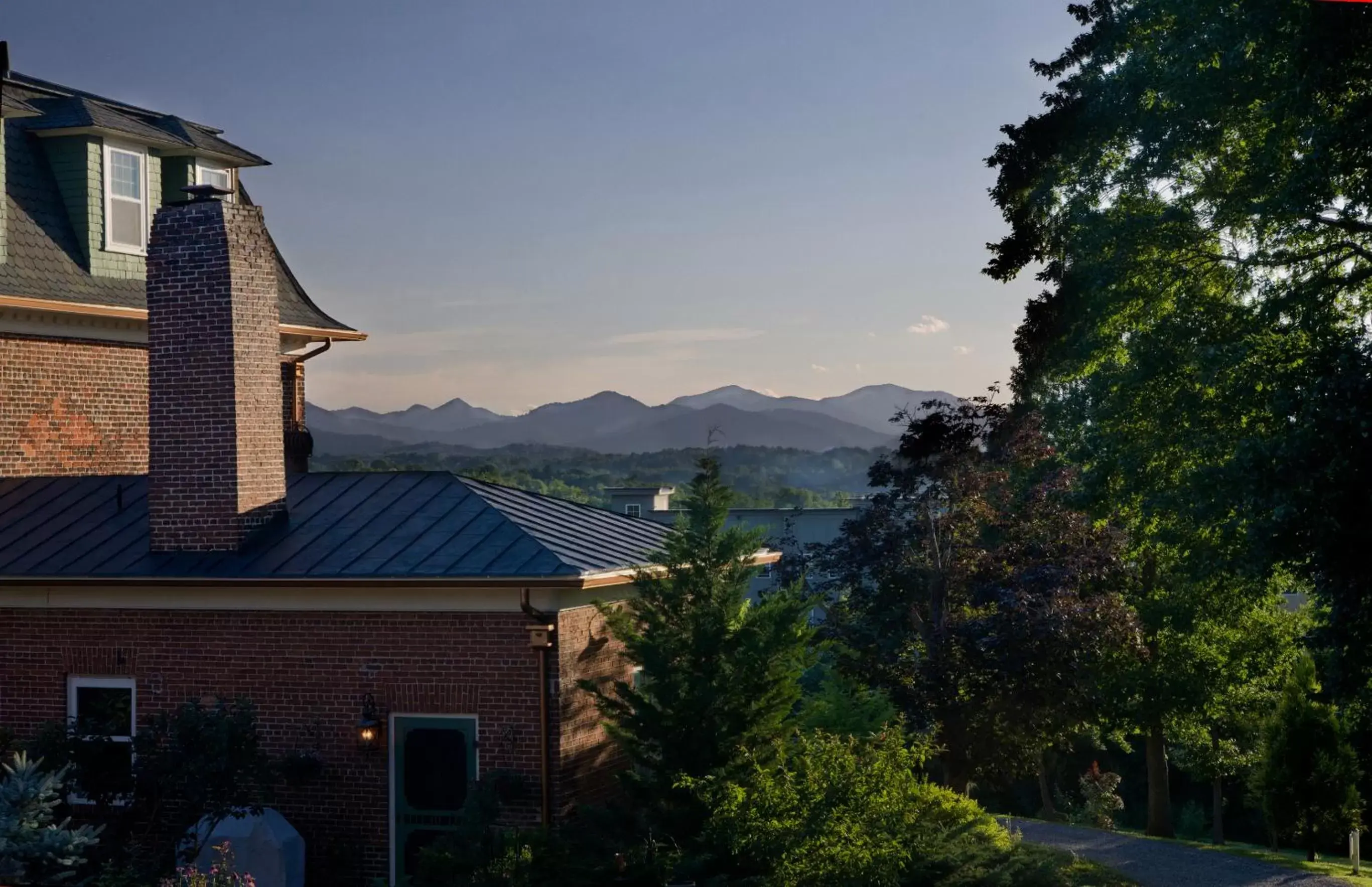 Natural landscape in The Reynolds Mansion