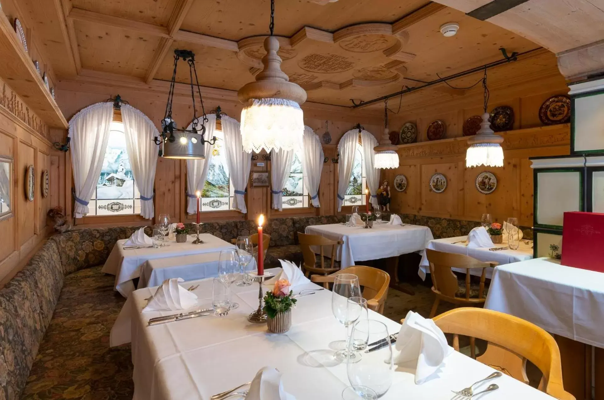 Restaurant/places to eat in Romantik Hotel Schweizerhof Restaurant/places to eat in Romantik Hotel Schweizerhof