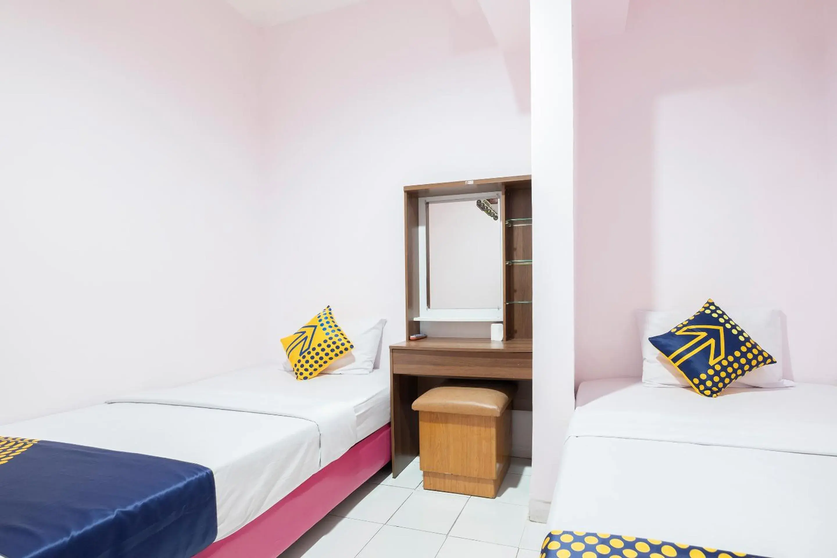 Bedroom, Bed in SPOT ON 2214 Wisma Jampea