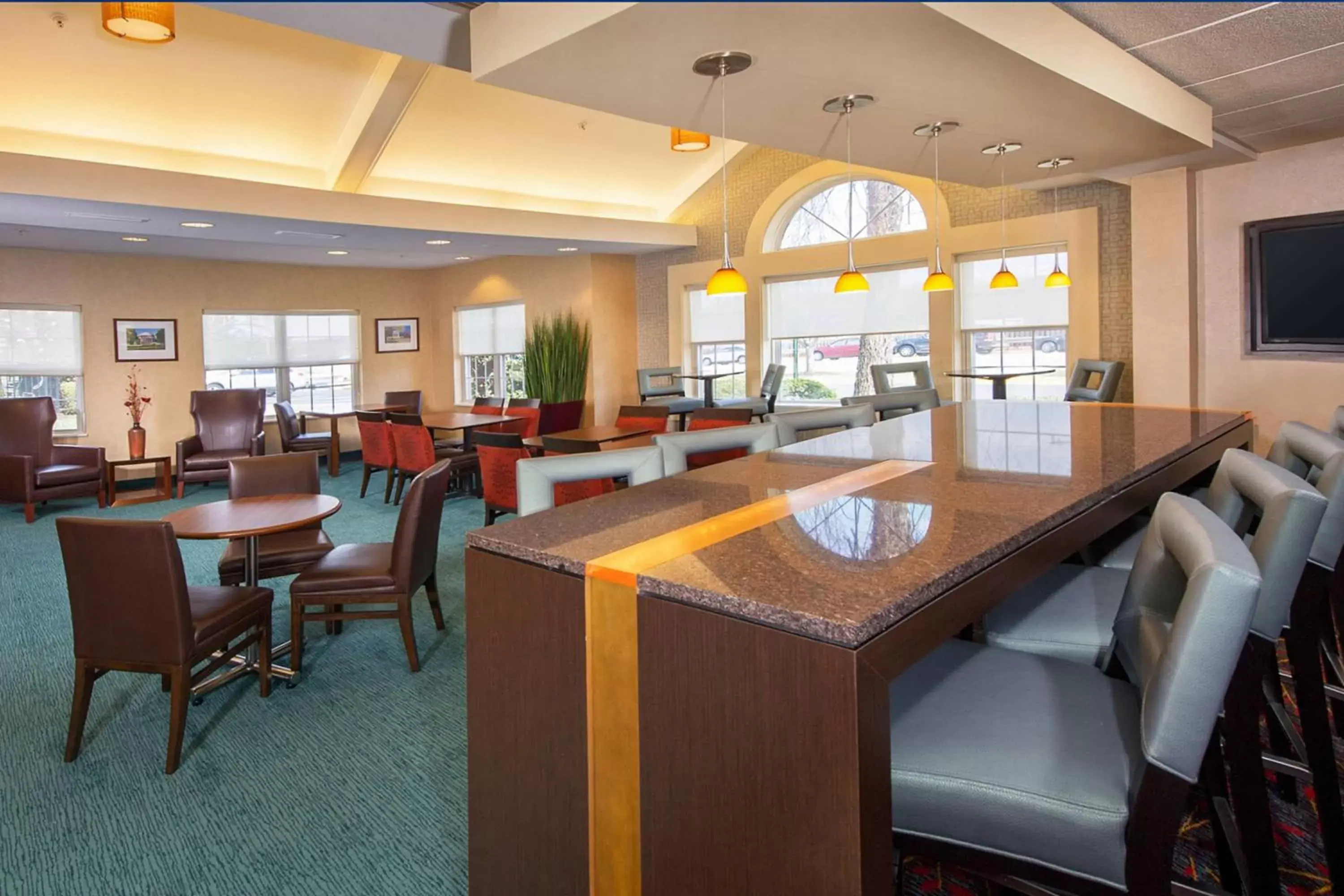 Restaurant/places to eat in Sonesta ES Suites Charlottesville University Restaurant/places to eat in Sonesta ES Suites Charlottesville University