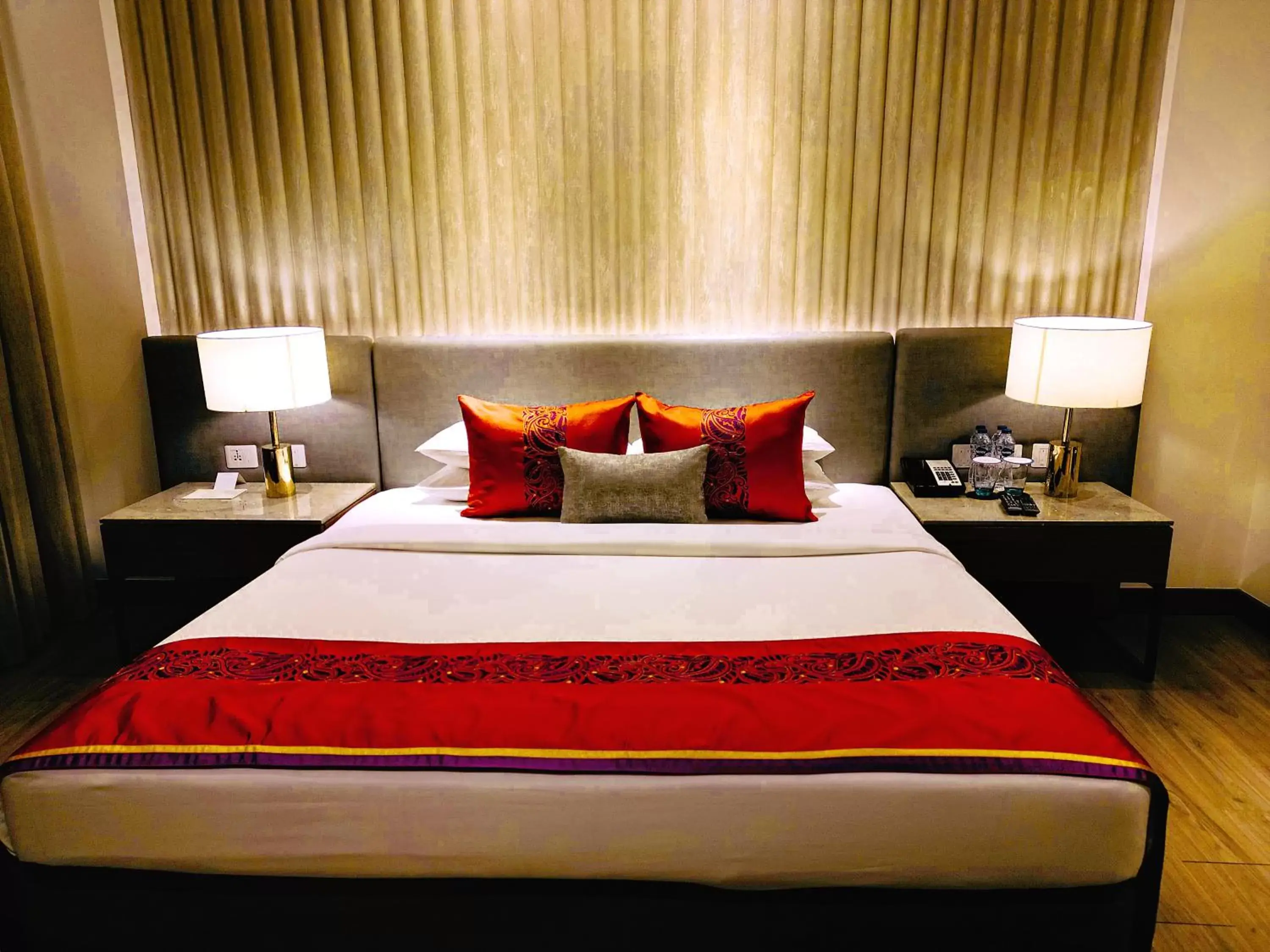 Bed in Vivanta Kolkata EM Bypass