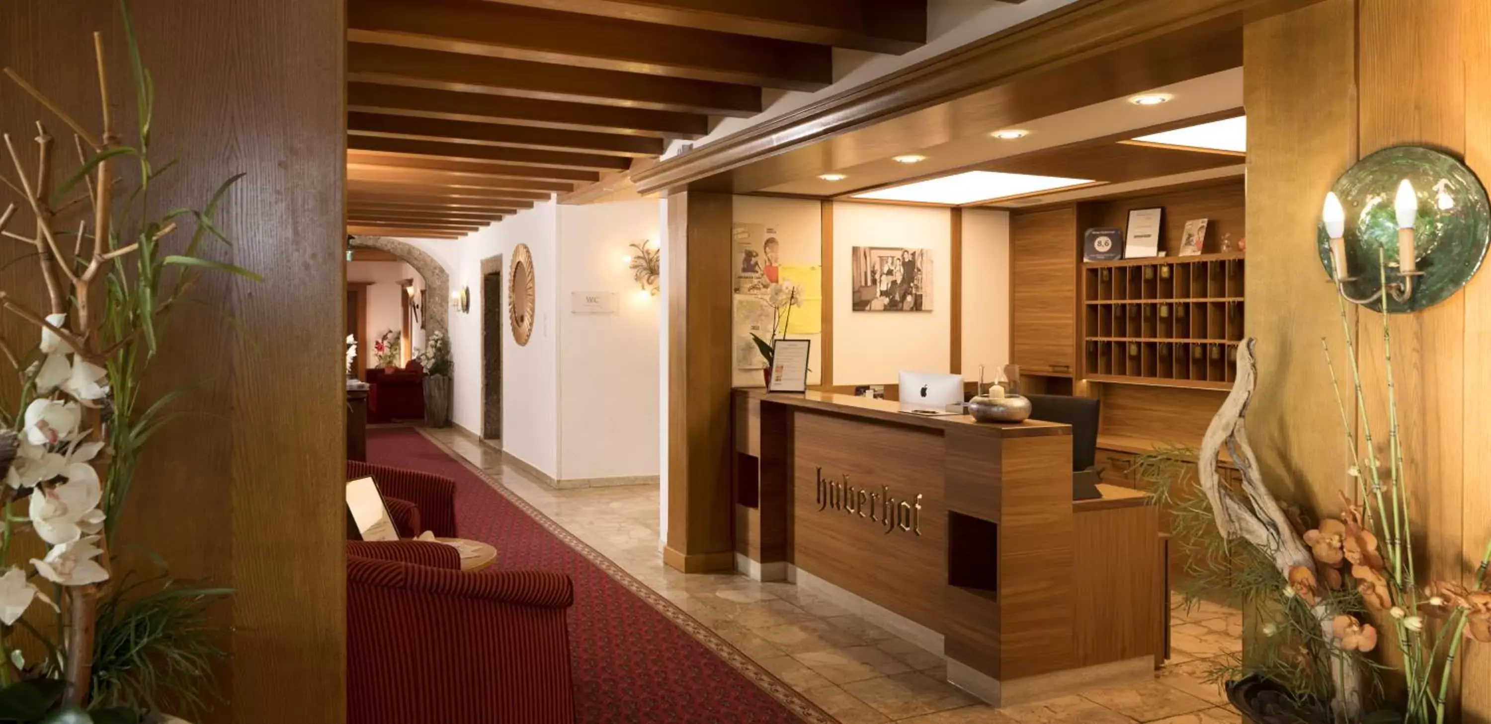 Decorative detail, Lobby/Reception in Hotel Huberhof