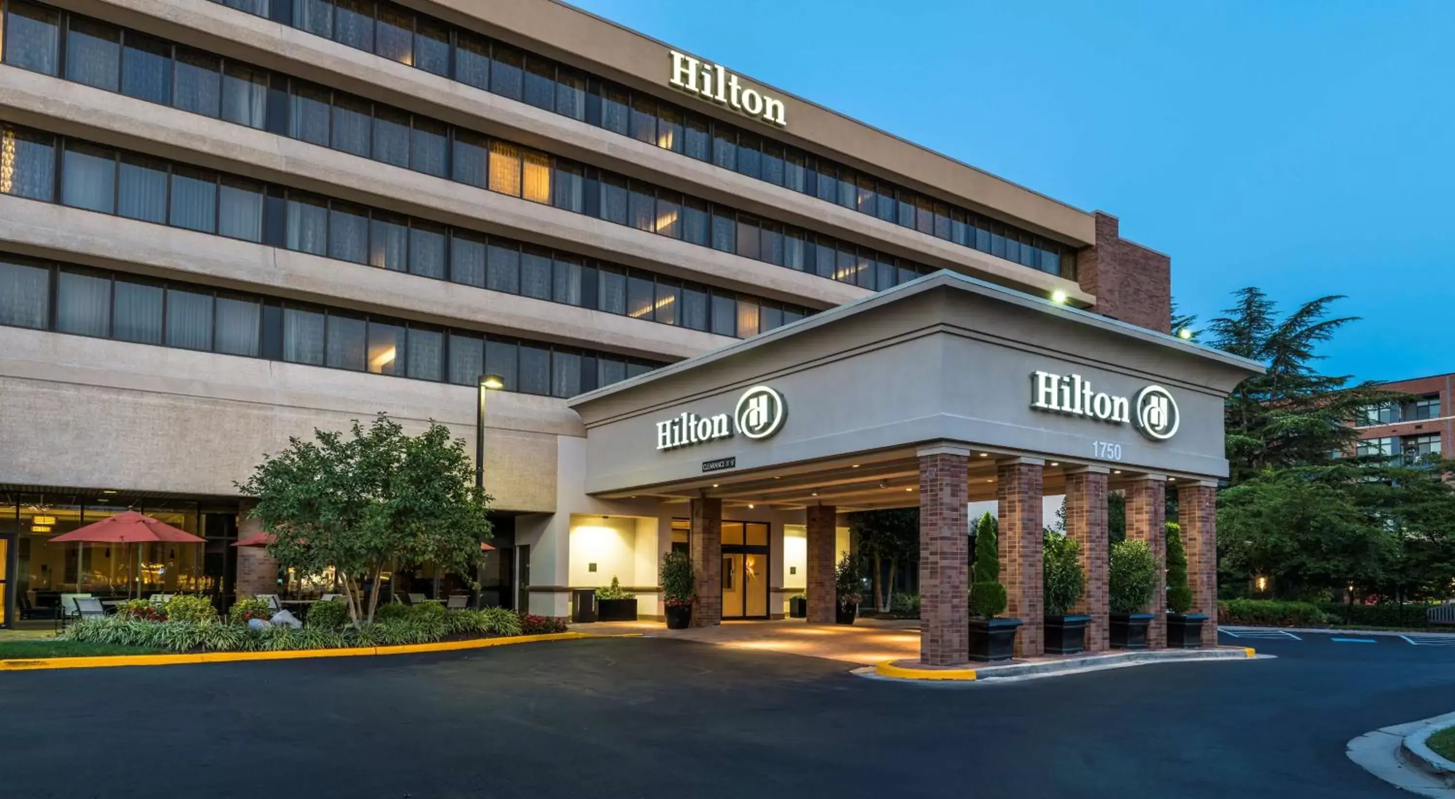 Property Building in Hilton Washington DC/Rockville Hotel & Executive Meeting Center