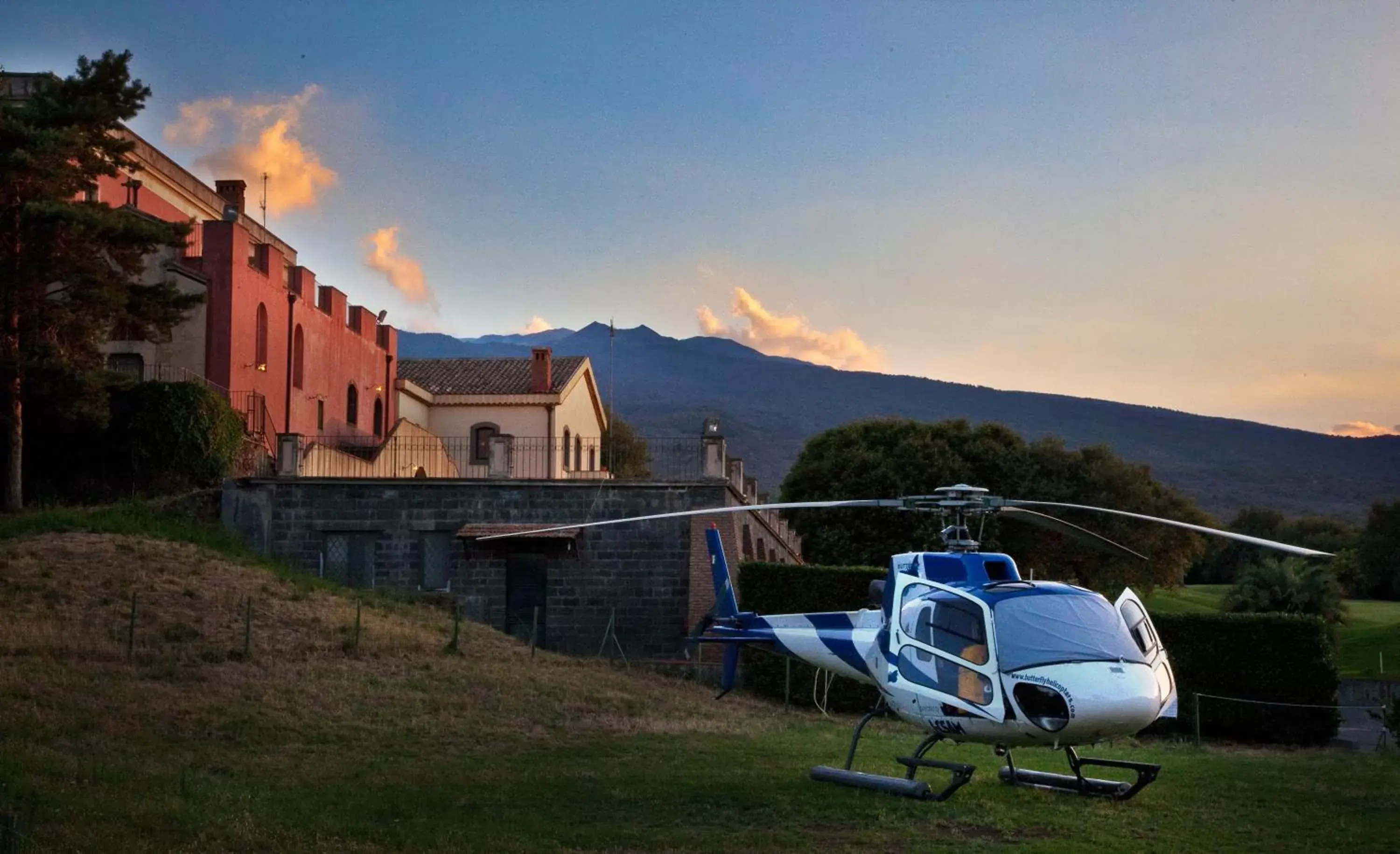 Facade/entrance in Il Picciolo Etna Golf Resort & Spa