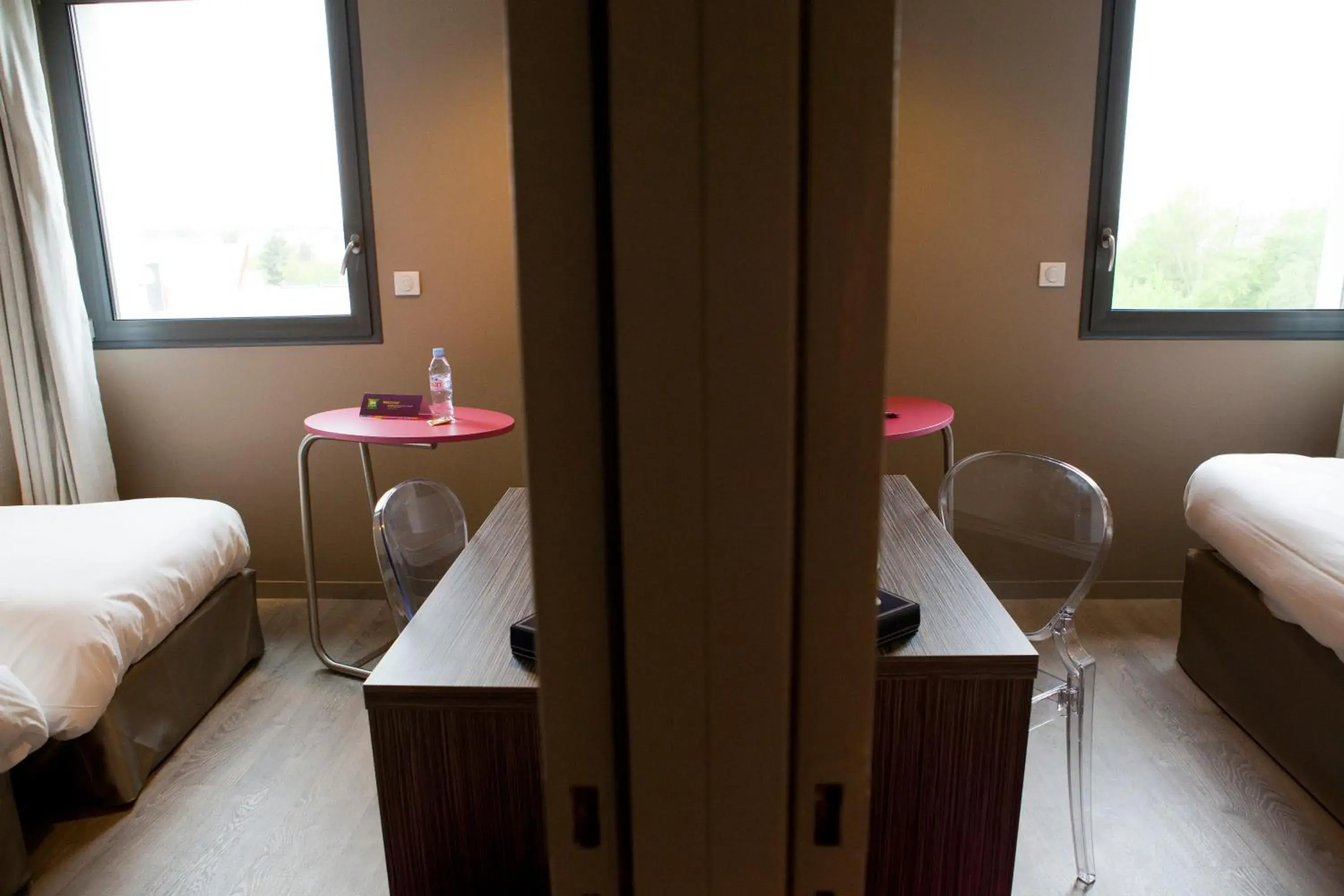 Bedroom, Seating Area in ibis Styles Rennes St. Gregoire