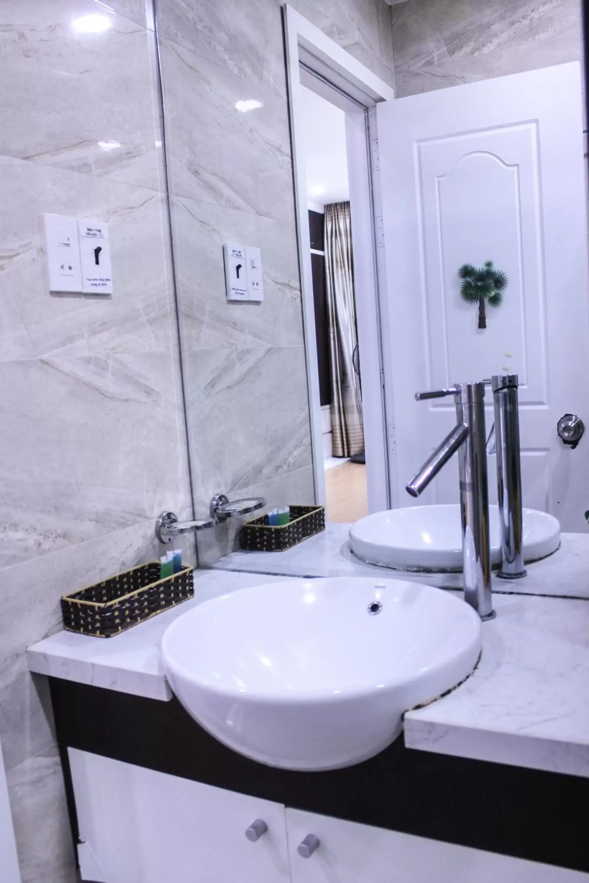 Bathroom in Gold Ocean Apartment