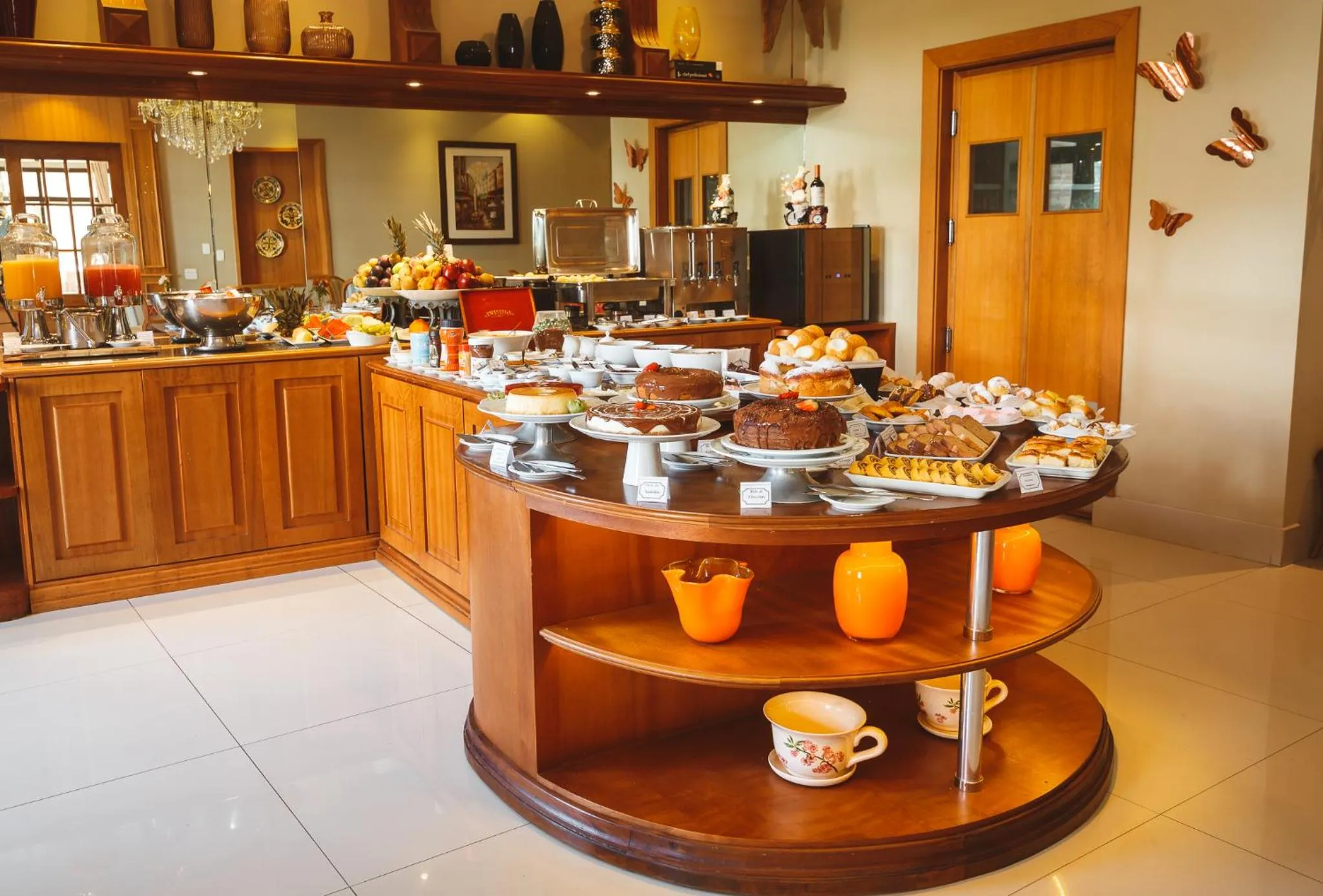 Restaurant/places to eat in Pousada Luis XV