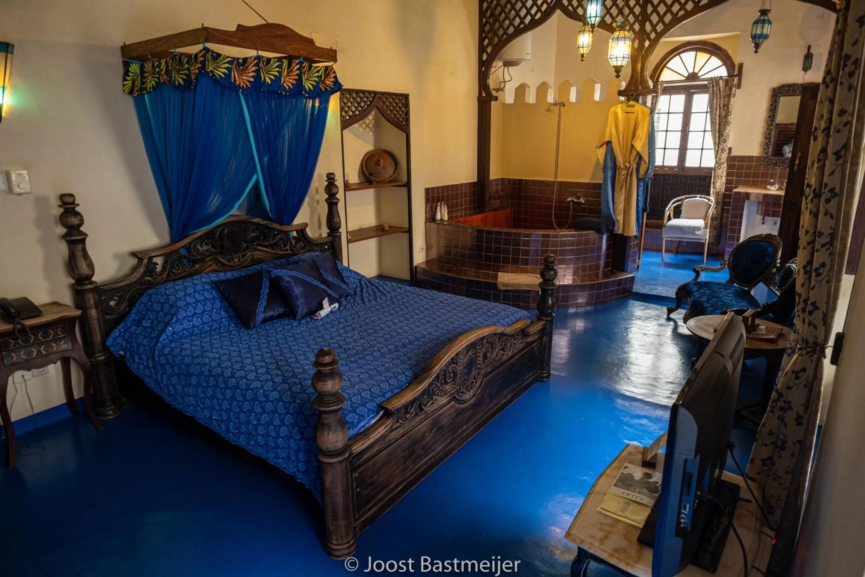Photo of the whole room, Bed in Zanzibar Palace Hotel