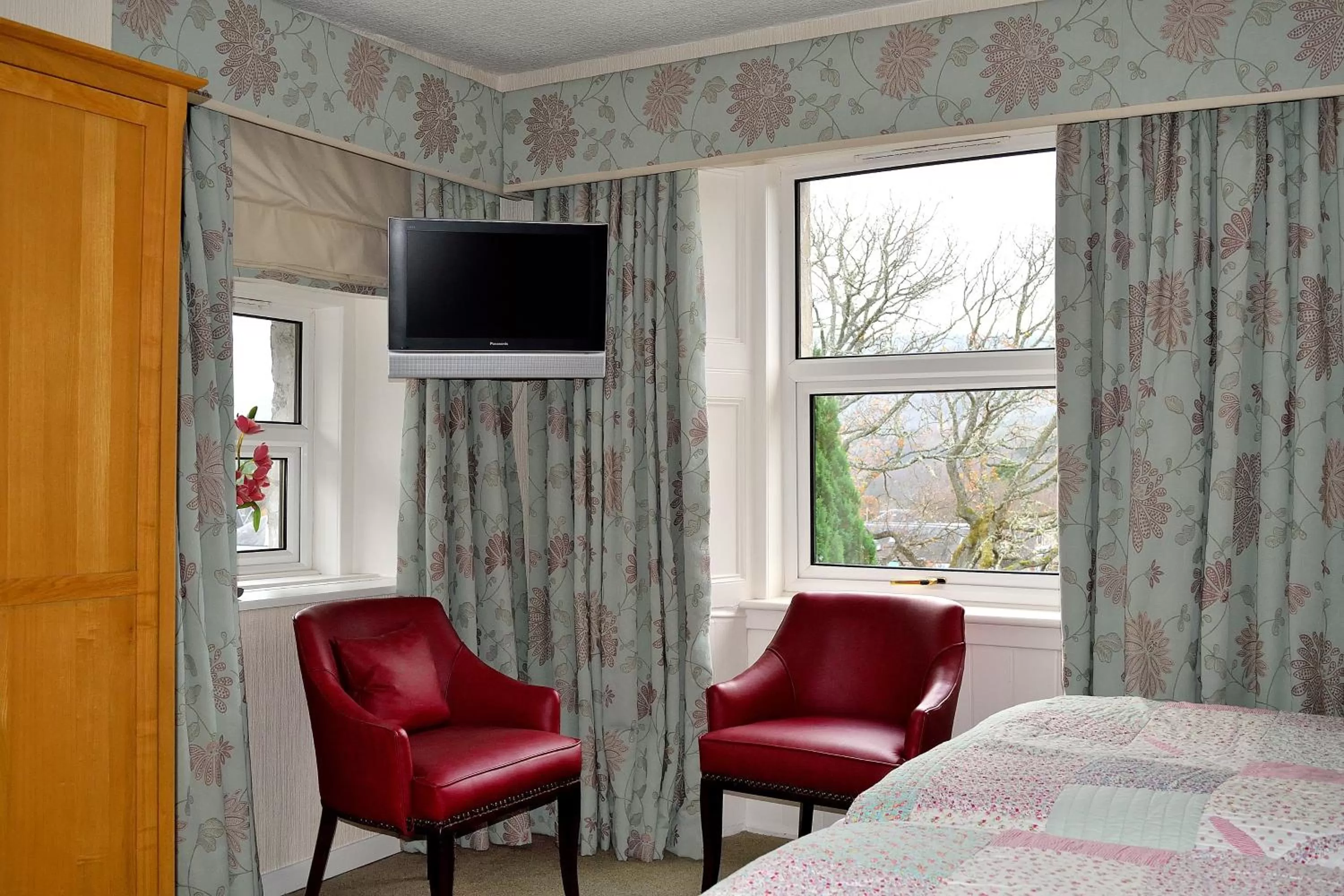 TV/Entertainment Center in Ardvane Bed & Breakfast