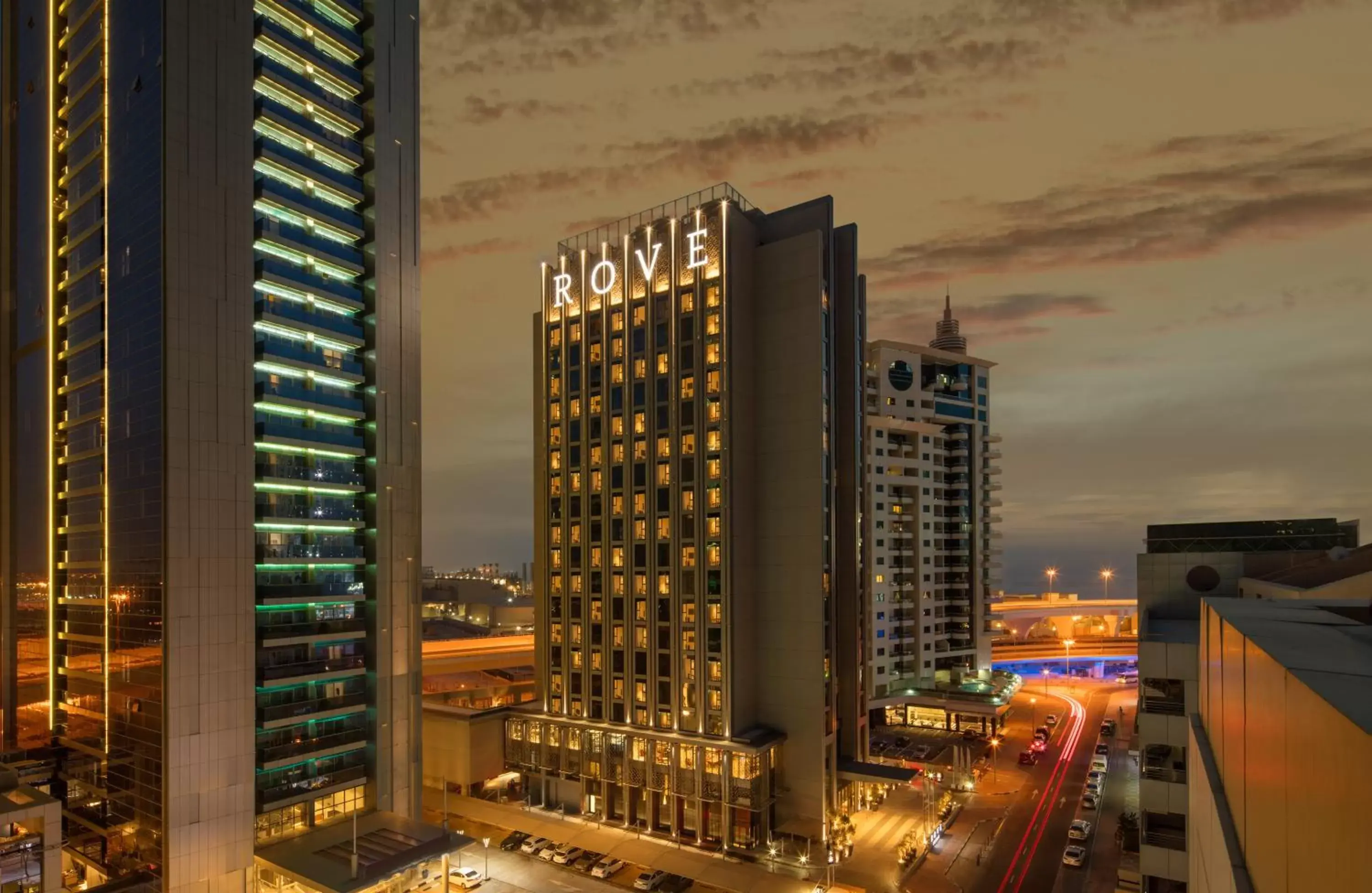 Property building in Rove Dubai Marina