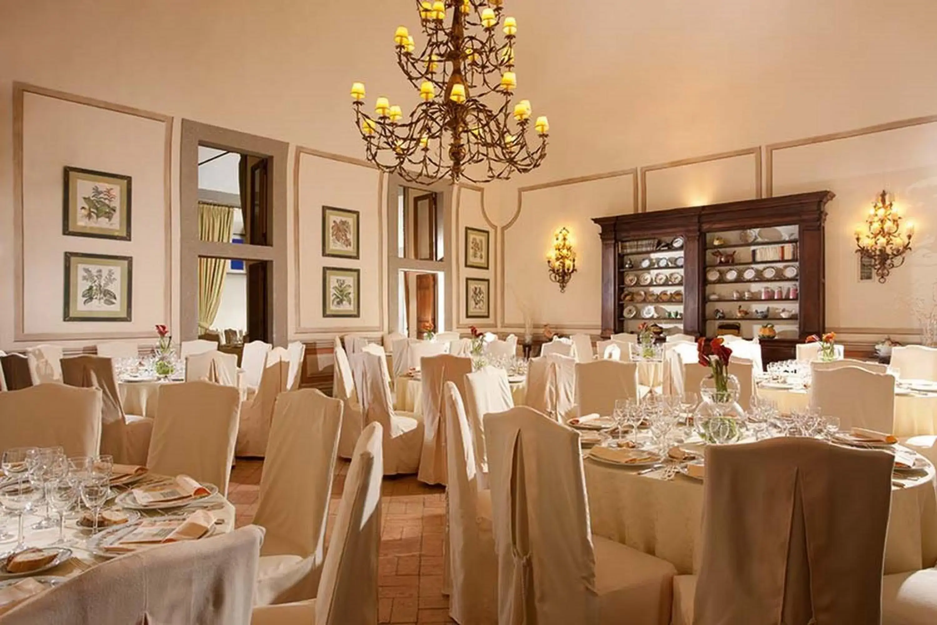 Restaurant/places to eat in Park Hotel Villa Grazioli Restaurant/places to eat in Park Hotel Villa Grazioli
