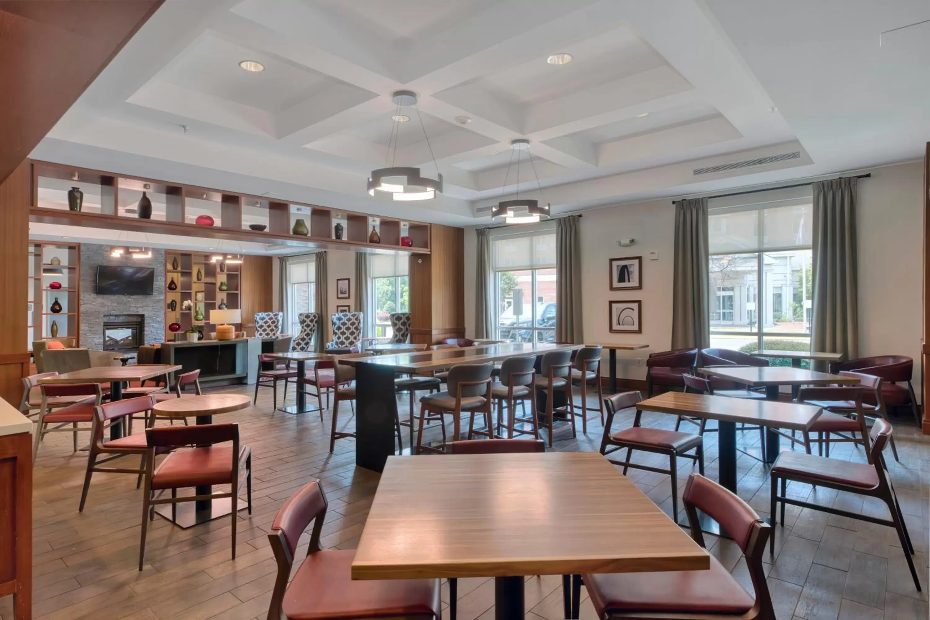 Restaurant/places to eat in DoubleTree by Hilton Raleigh-Cary Restaurant/places to eat in DoubleTree by Hilton Raleigh-Cary