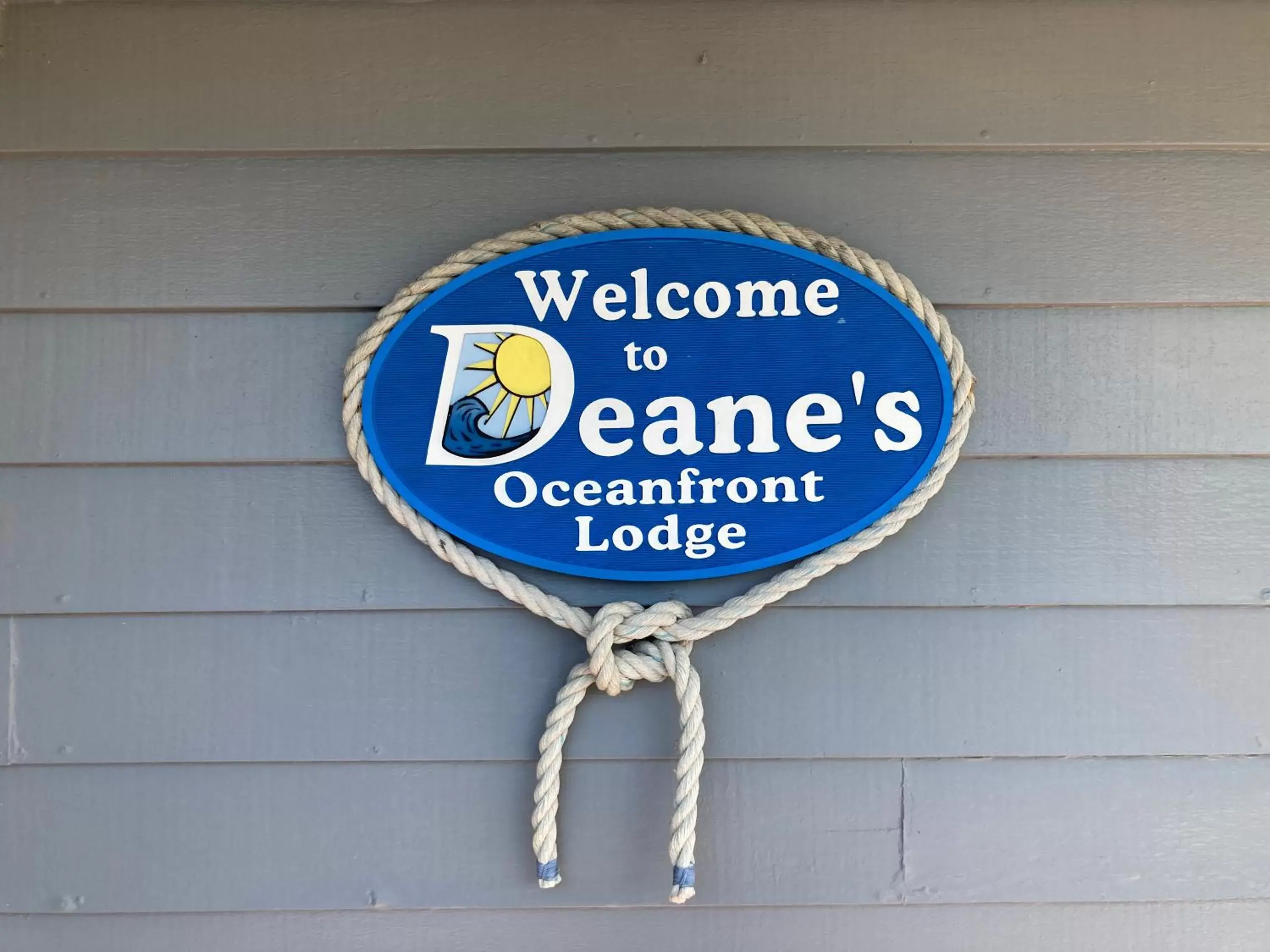 Logo/Certificate/Sign in Tillicum Beach Motel - Formerly Deane's Oceanfront Lodge