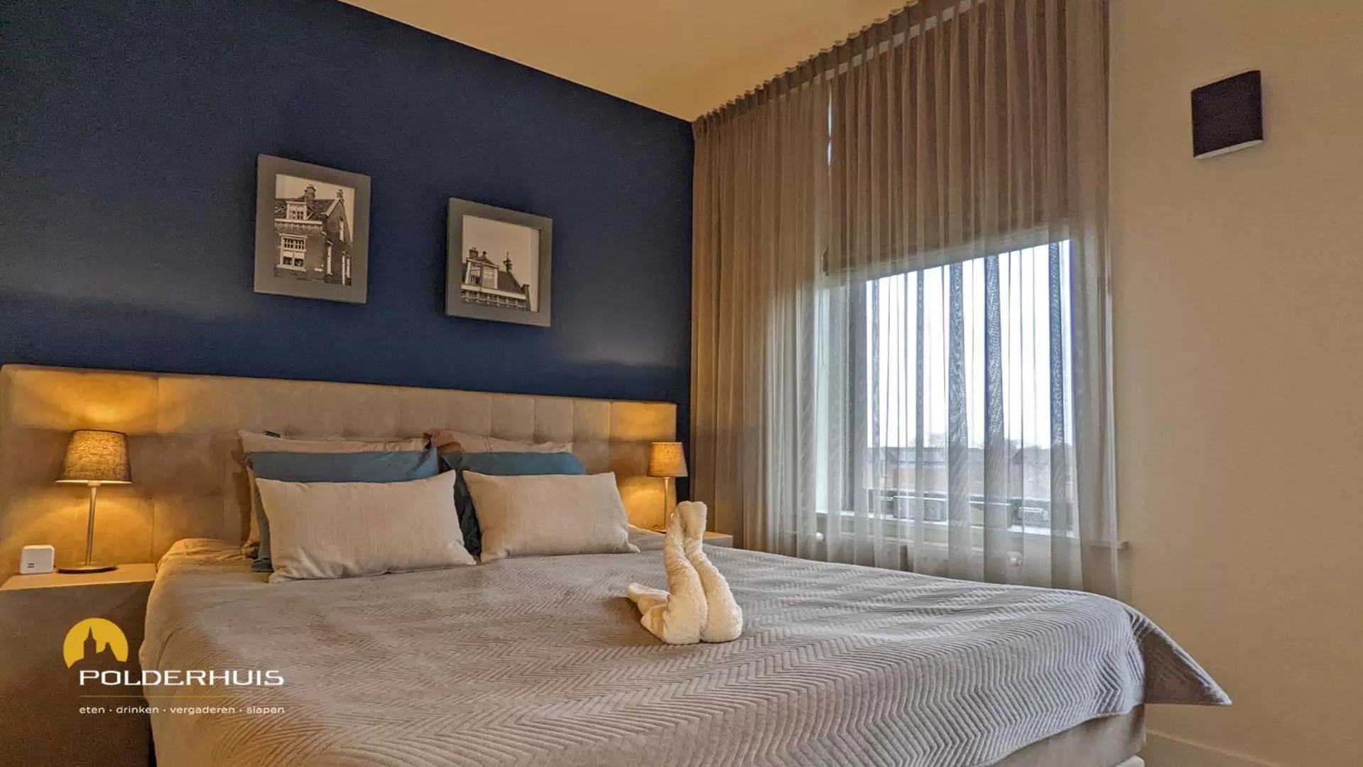 Bed in Polderhuis Bed & Breakfast