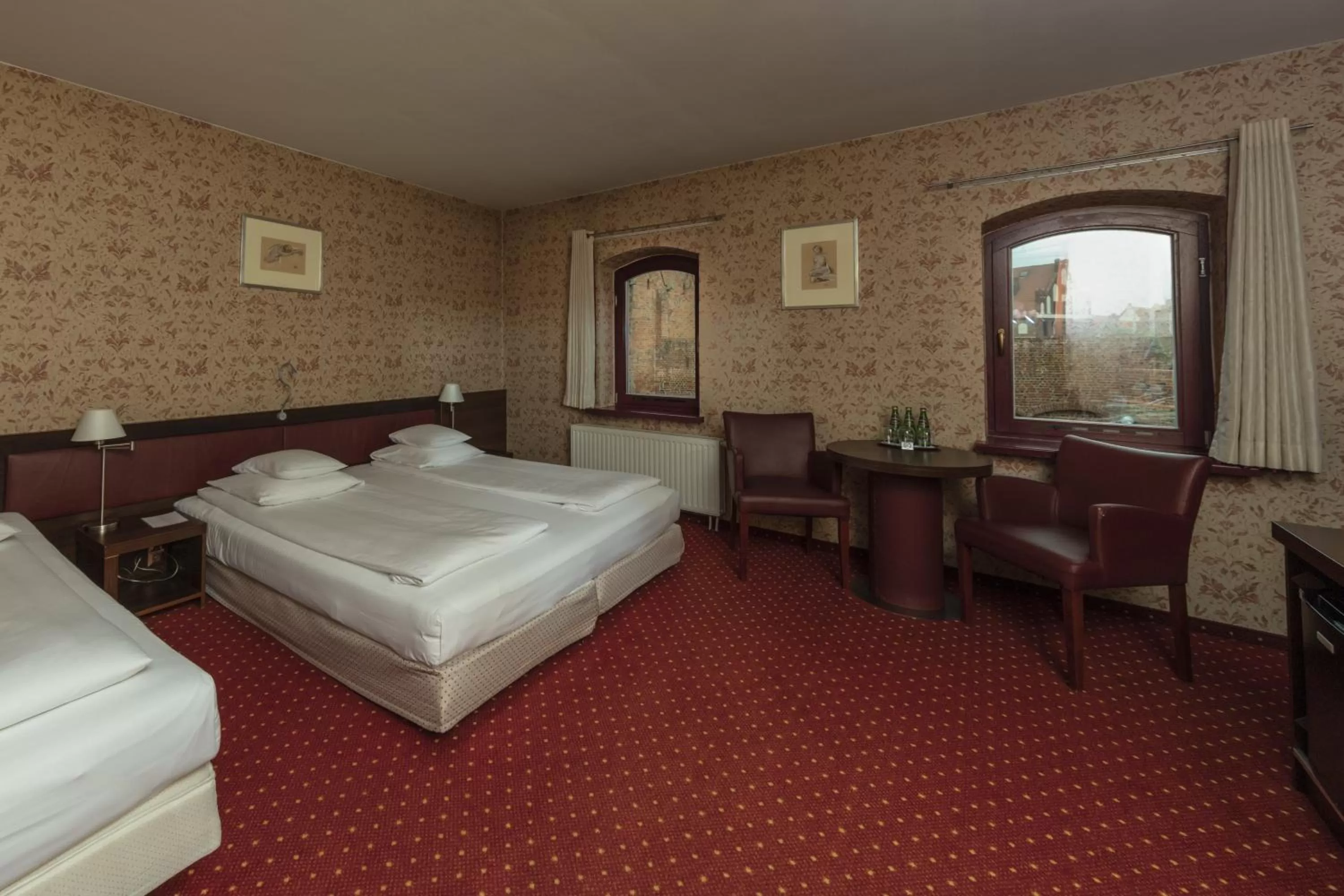 Photo of the whole room, Bed in Hotel 1231