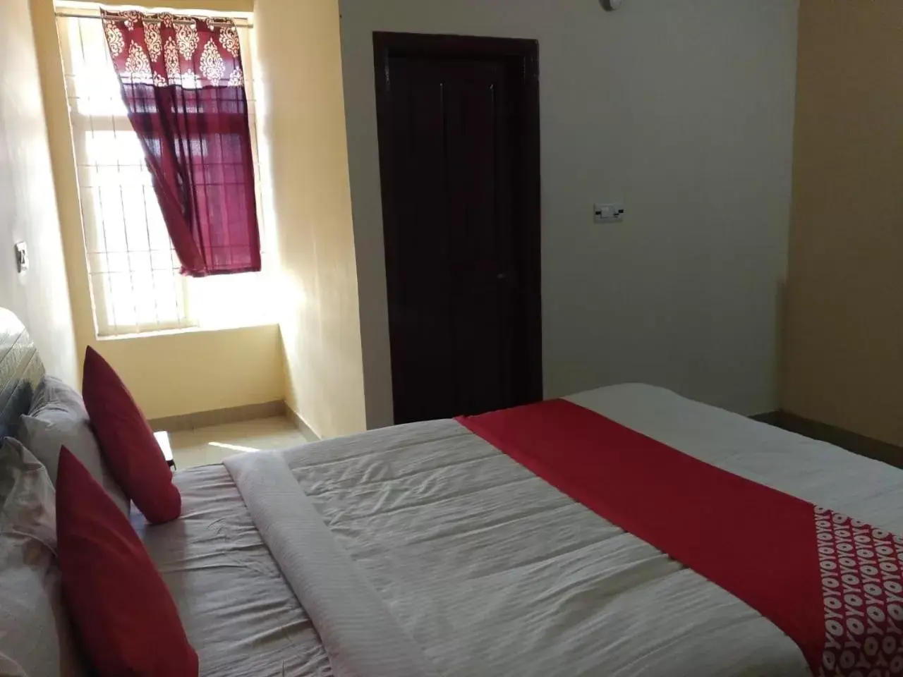 Bedroom, Bed in STAYMAKER Srinivasa Residency