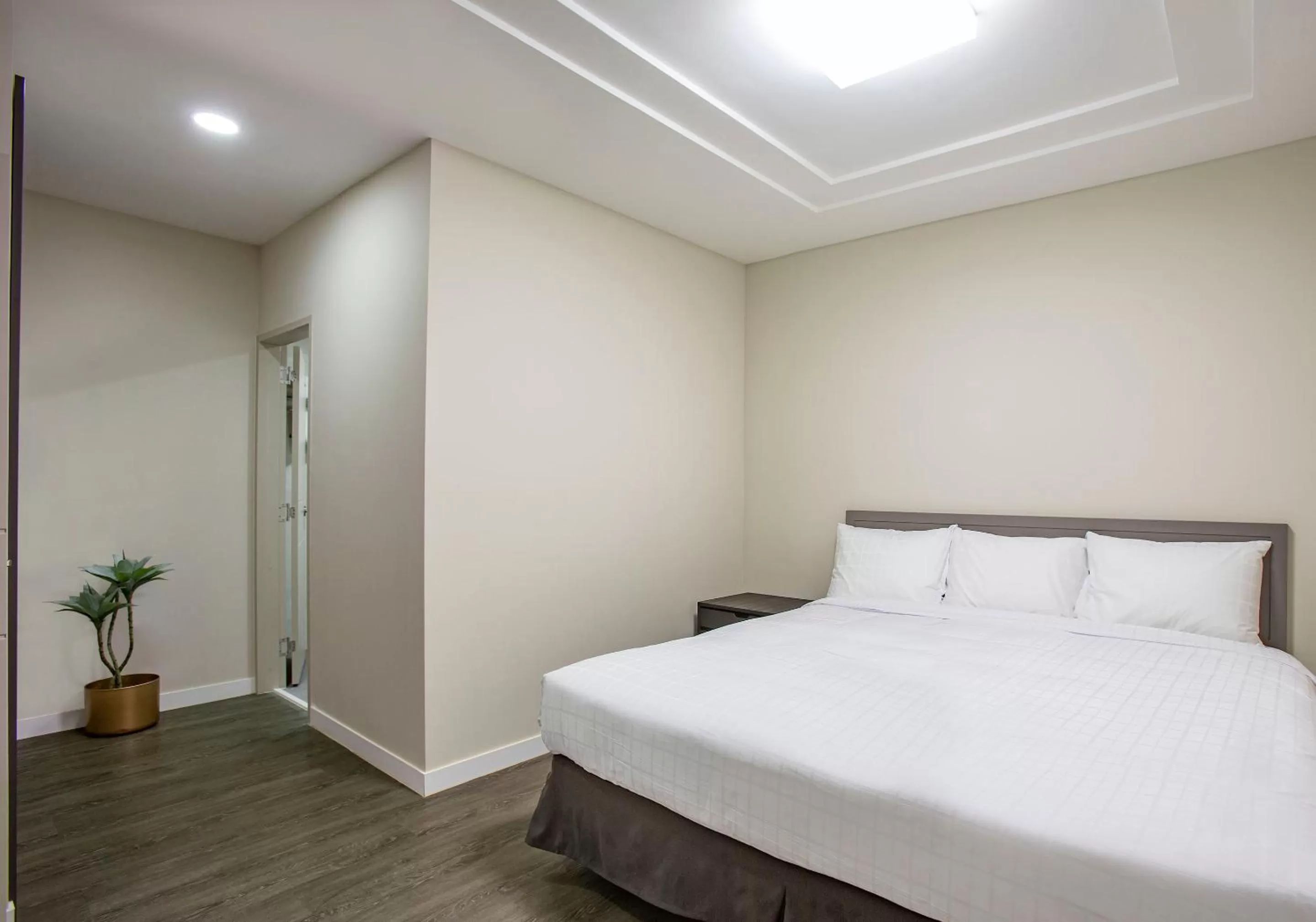 Bed in The Bayview Hotel Guam