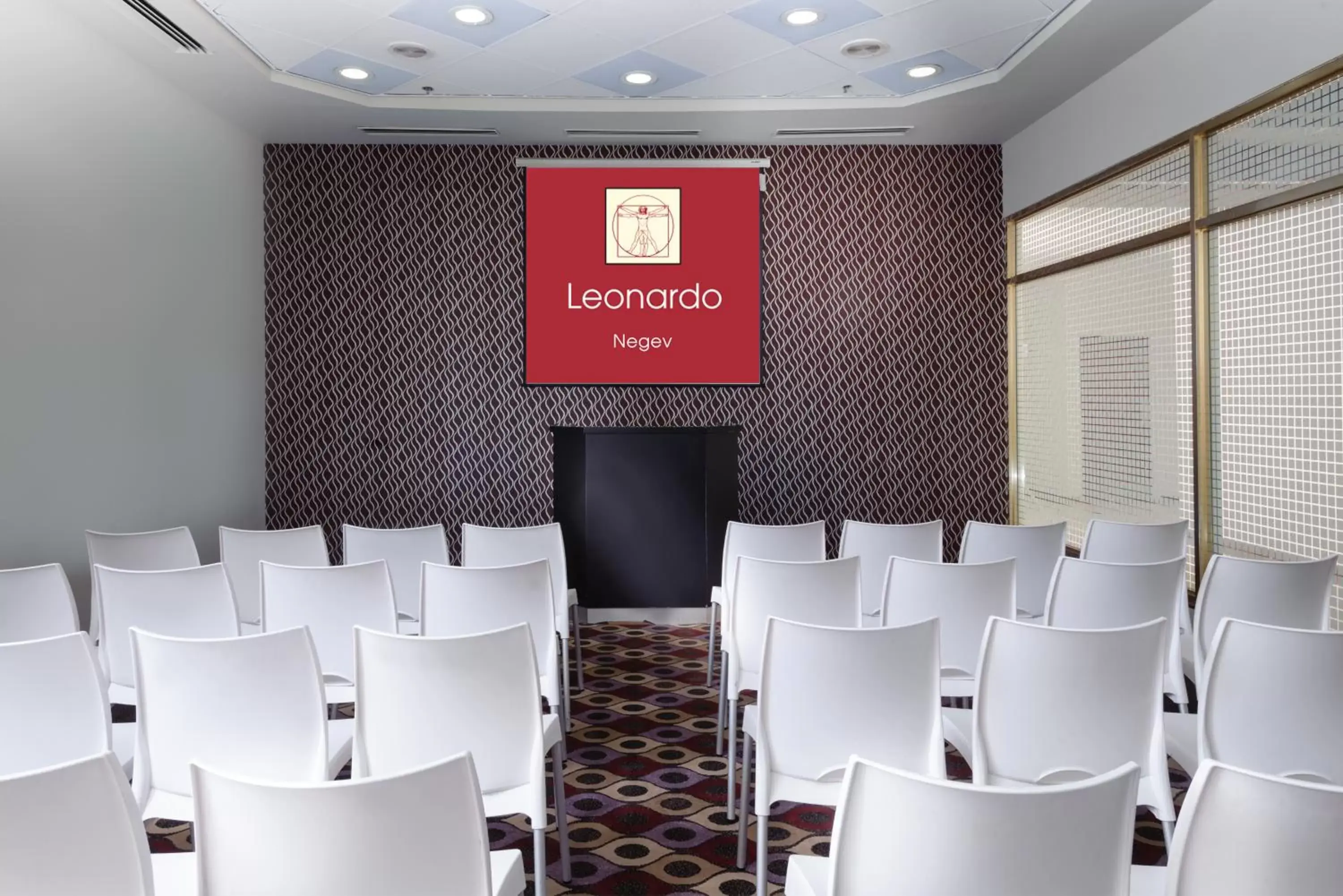 Business facilities in Leonardo Hotel Negev