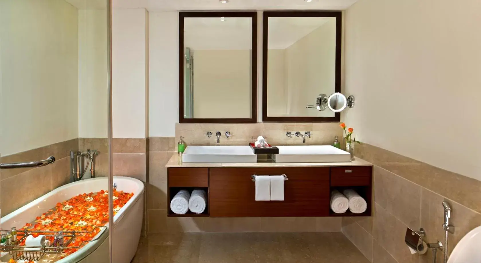 Bathroom in Park Plaza Chandigarh Zirakpur