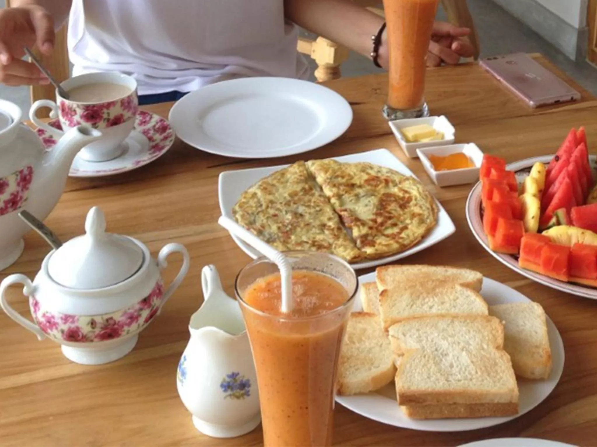 Breakfast in The Chillout Ella