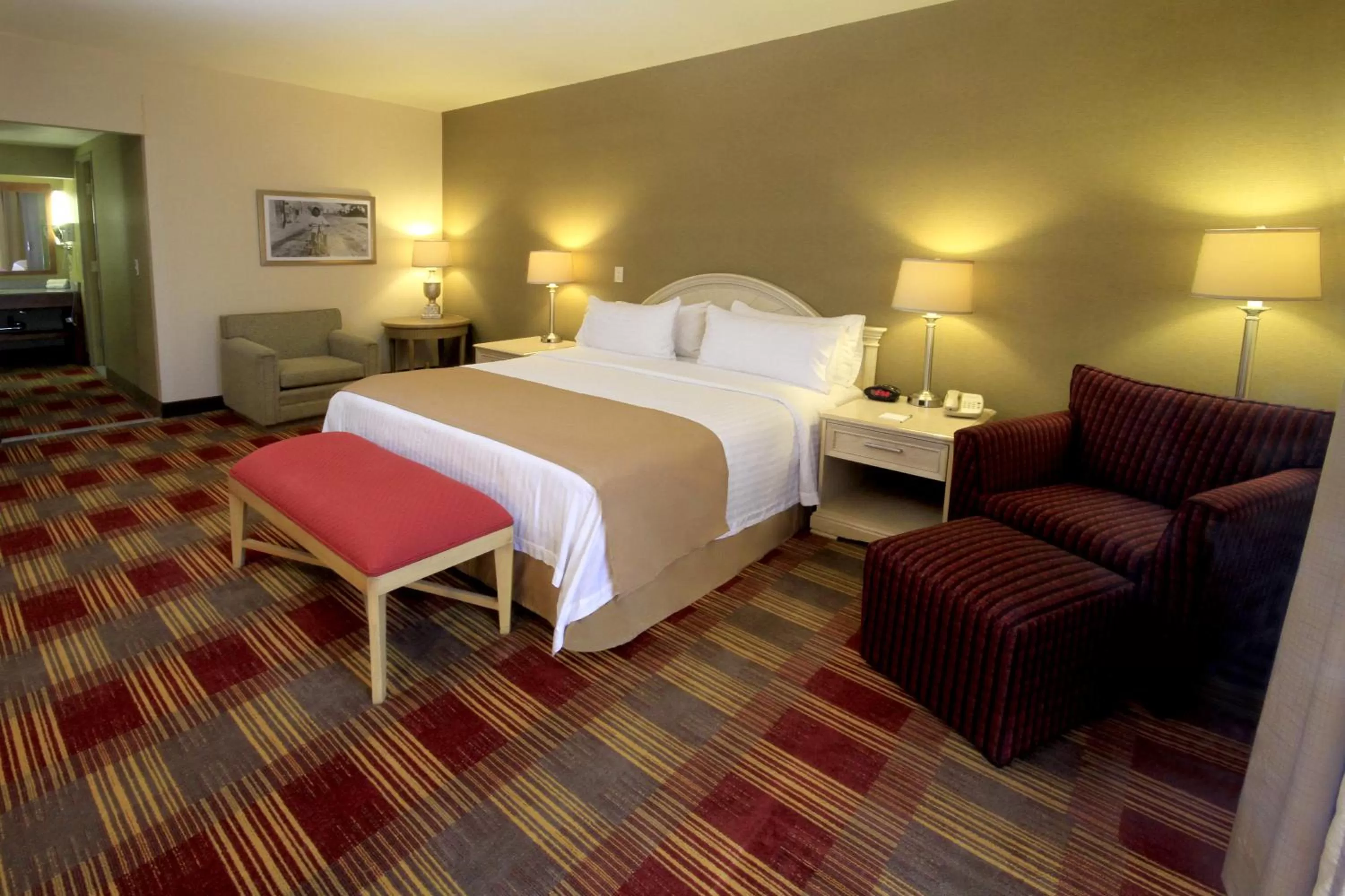 Photo of the whole room, Bed in Holiday Inn Monclova by IHG