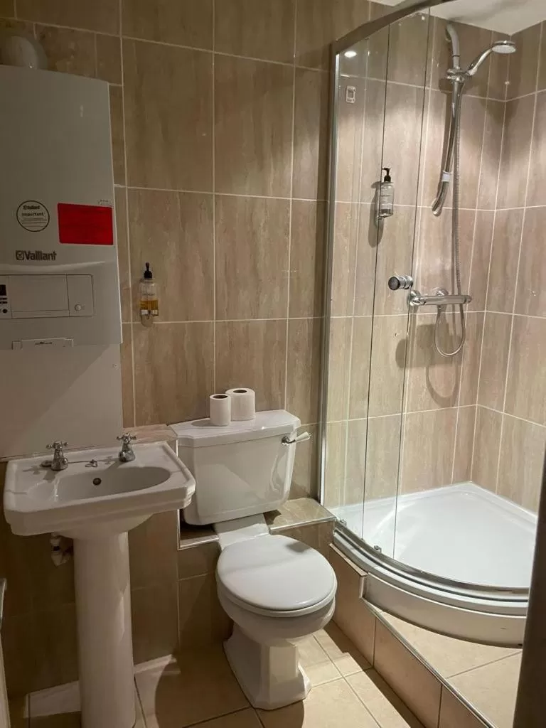 Bathroom in The George - Sure Hotel Collection by Best Western