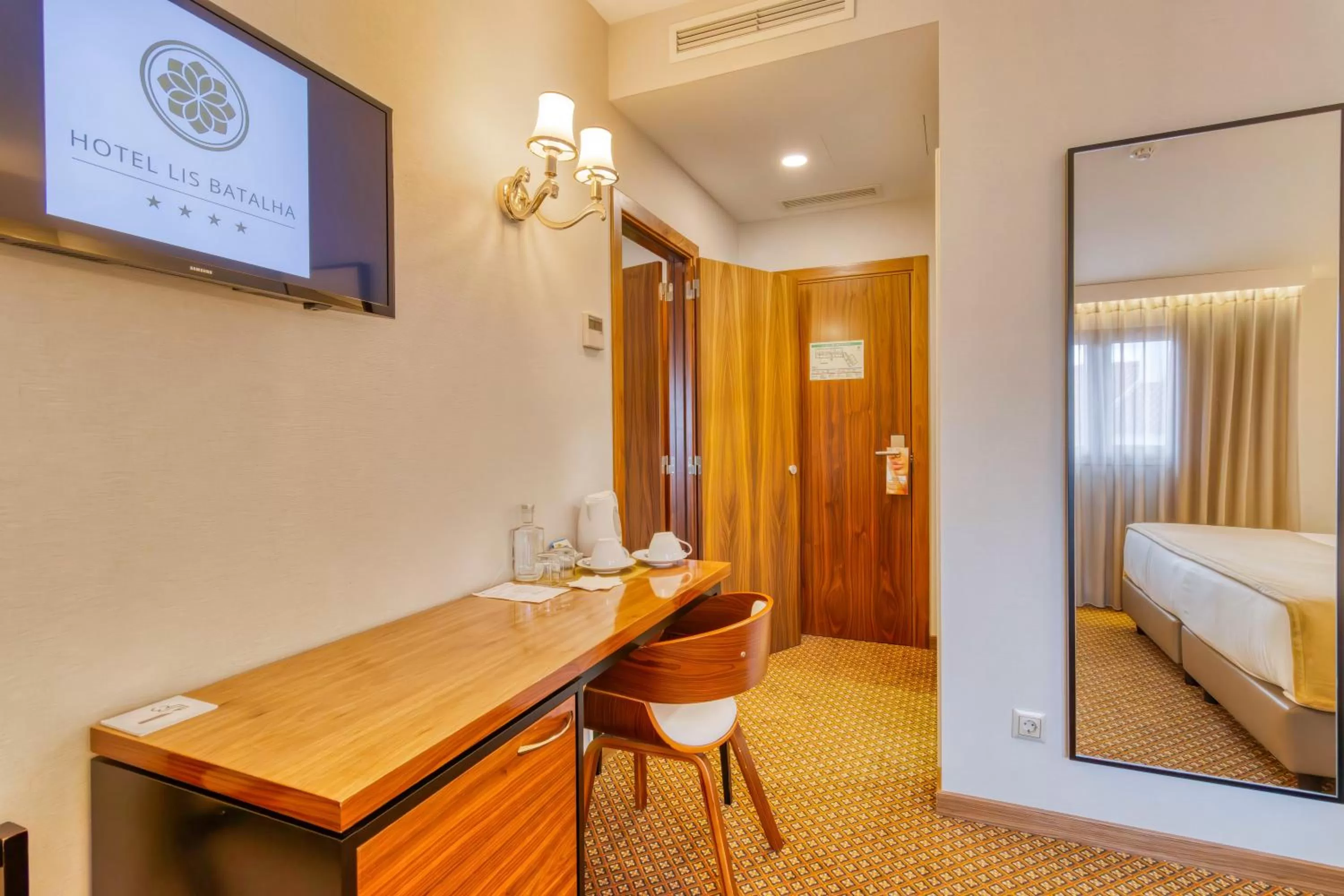 Bed in Hotel Lis Batalha