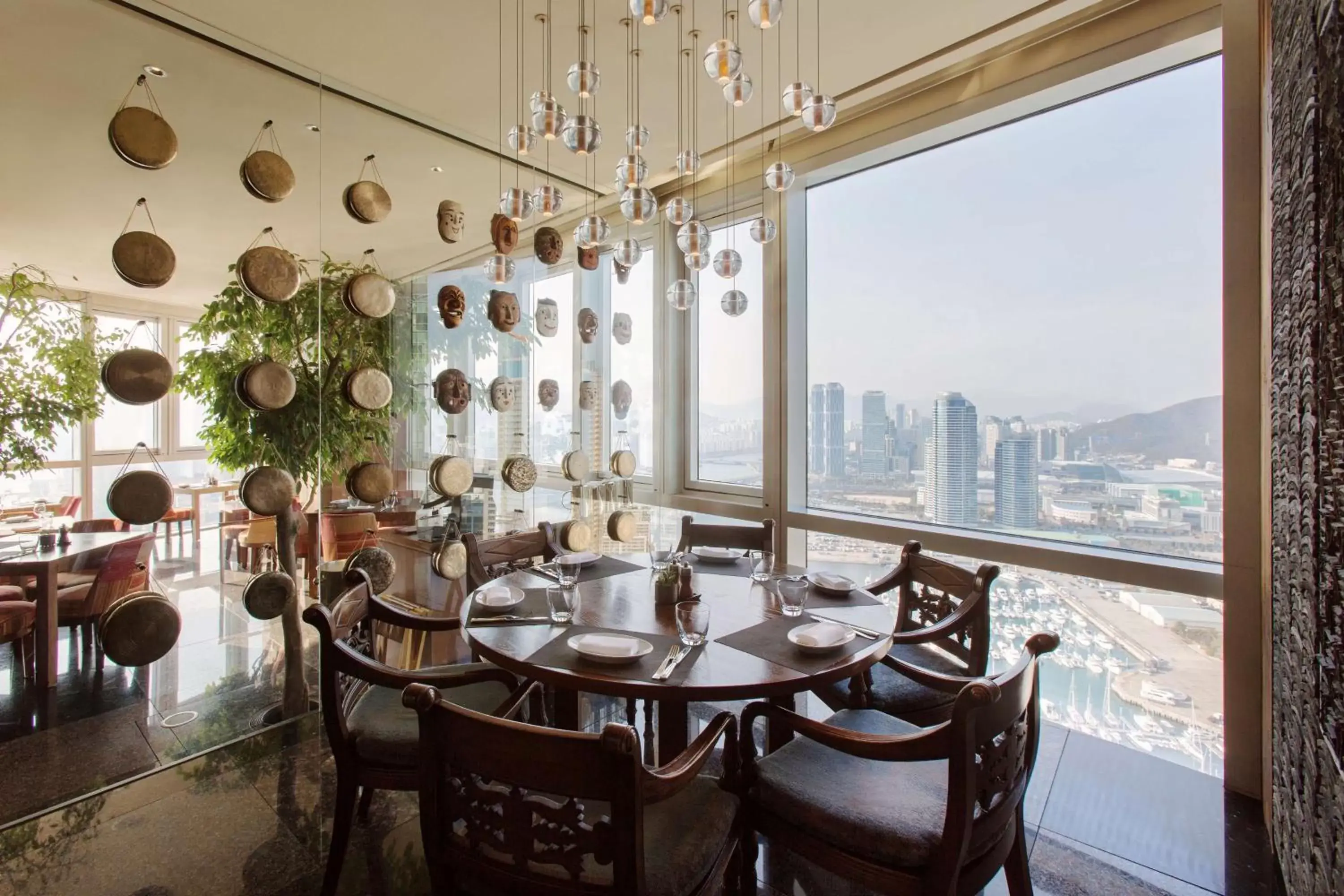 Restaurant/Places to Eat in Park Hyatt Busan