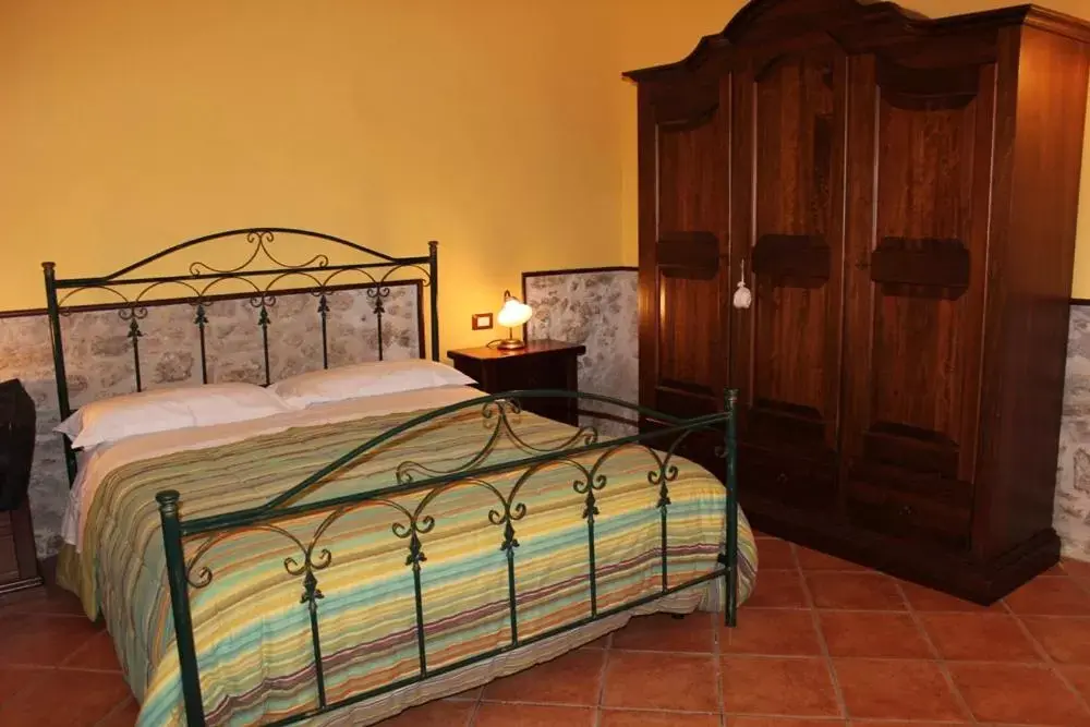 Bed in B&B Mela