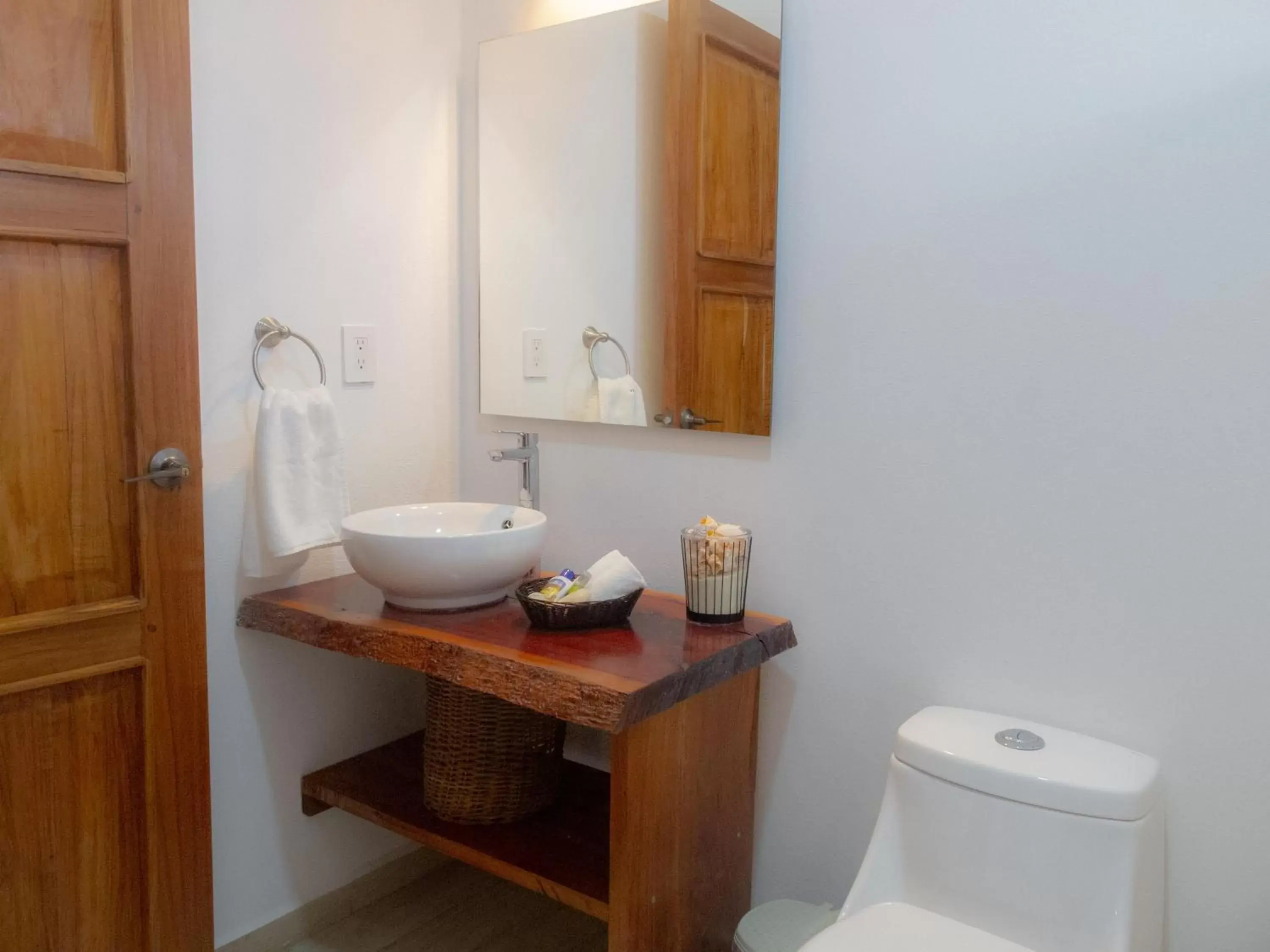 Toilet, Bathroom in Aldea San Lam - Oasis Of Tulum