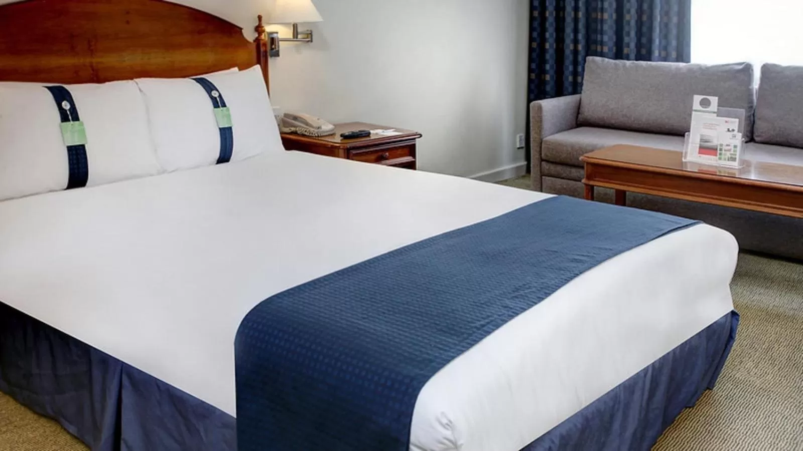 Bedroom, Bed in Holiday Inn Maidstone-Sevenoaks by IHG
