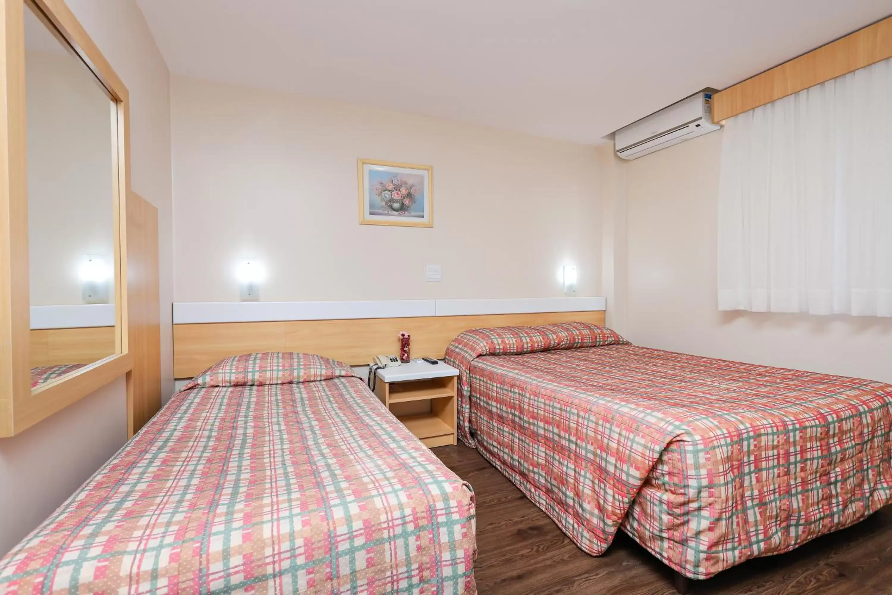 Bed in Hotel Express Terminal Tur - Rodoviária Porto Alegre Bed in Hotel Express Terminal Tur - Rodoviária Porto Alegre