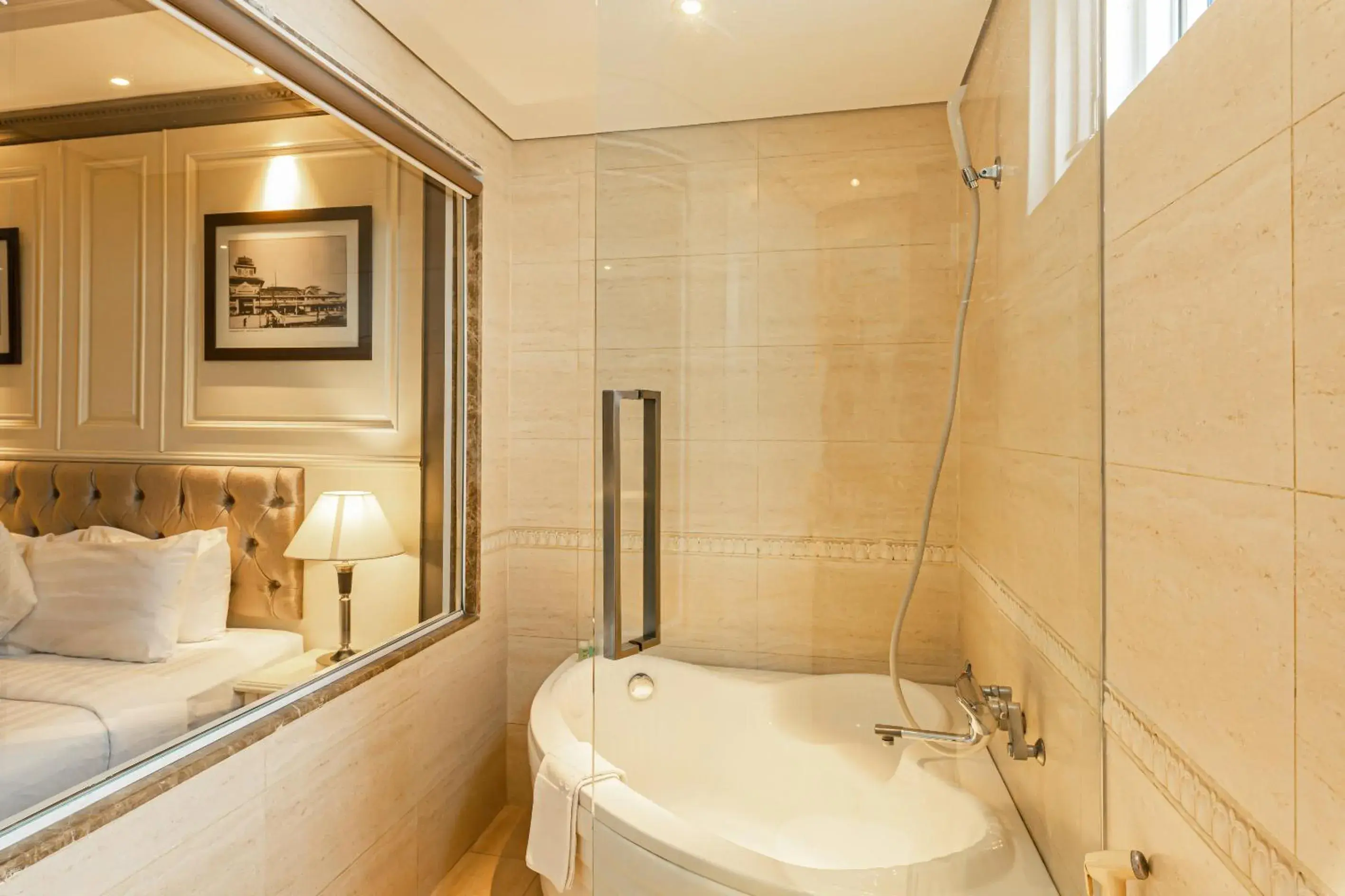 Bath, Bathroom in Silverland Jolie Hotel