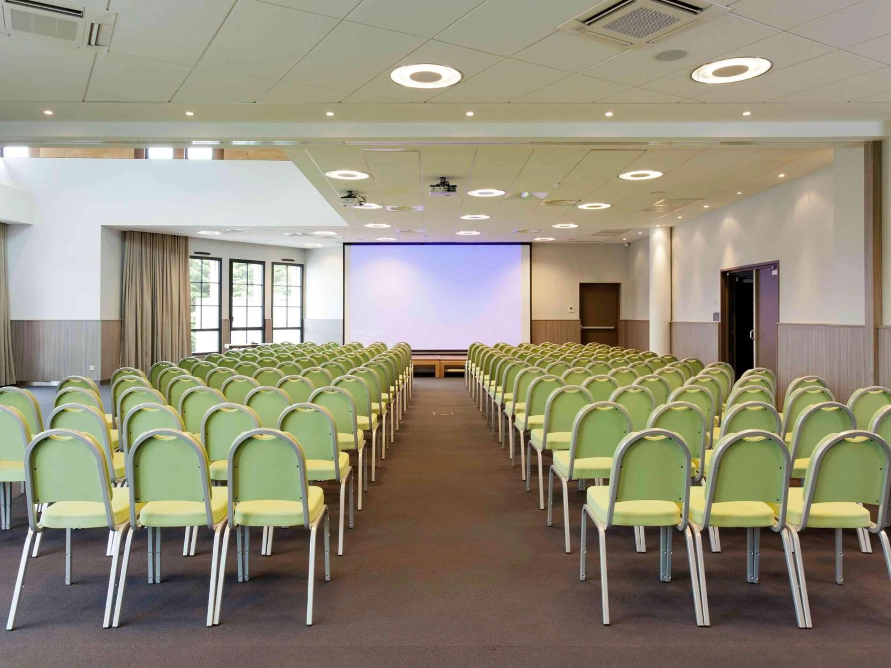 On site in Emeria Dinard Thalasso Spa