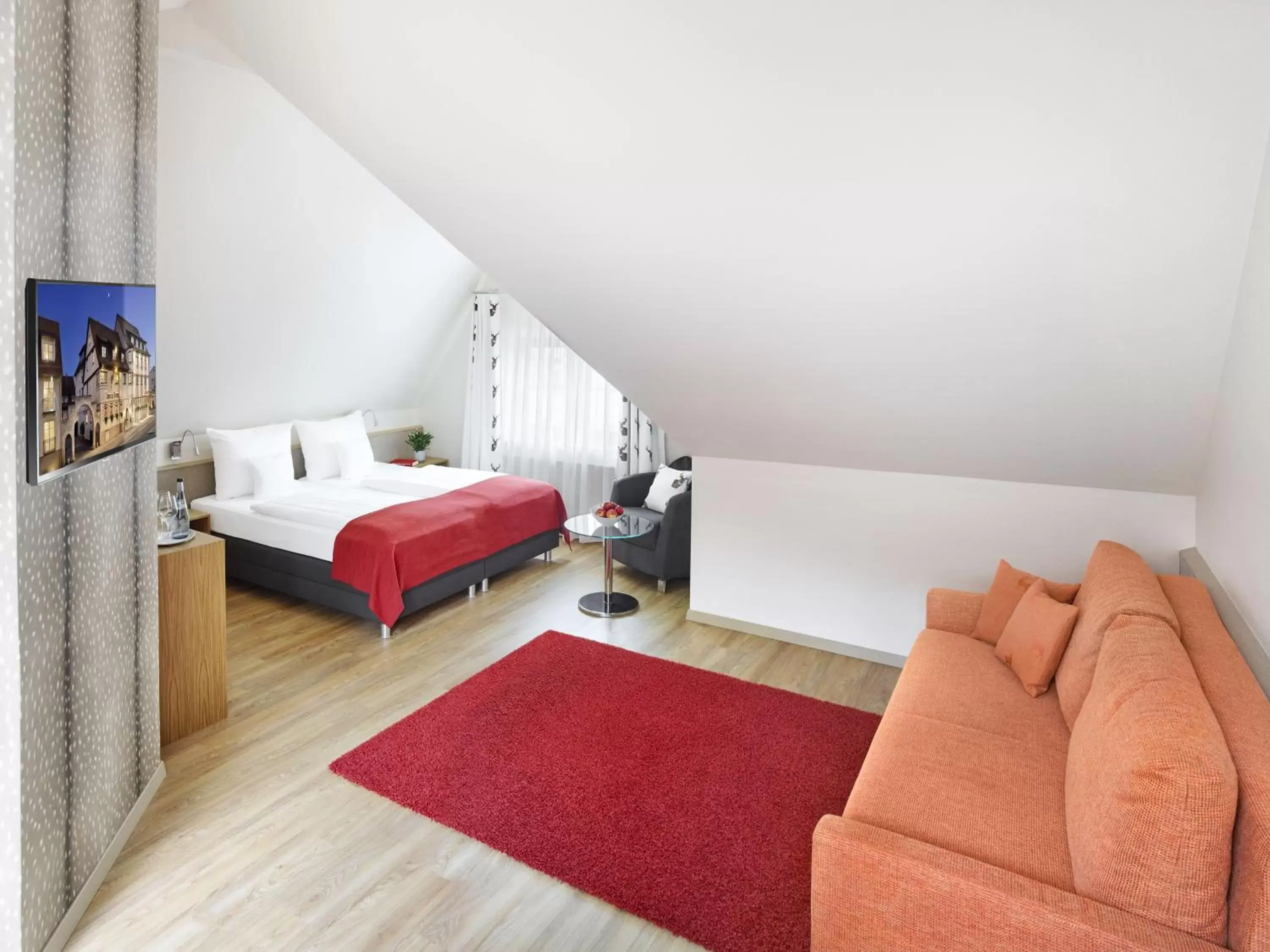 Photo of the whole room, Bed in Hirsch Hotel Photo of the whole room, Bed in Hirsch Hotel