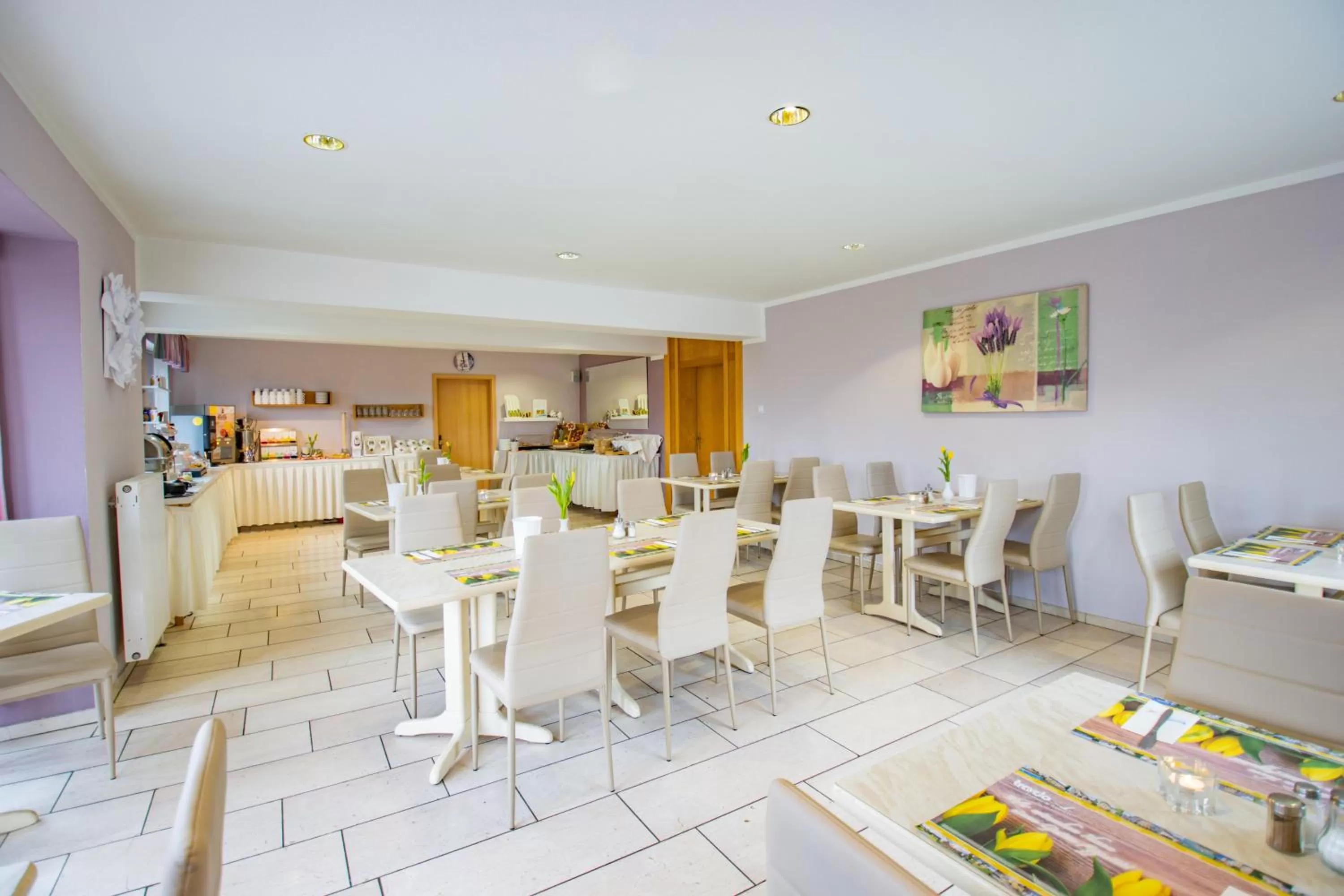 Breakfast in Hotel garni Zwickau-Mosel