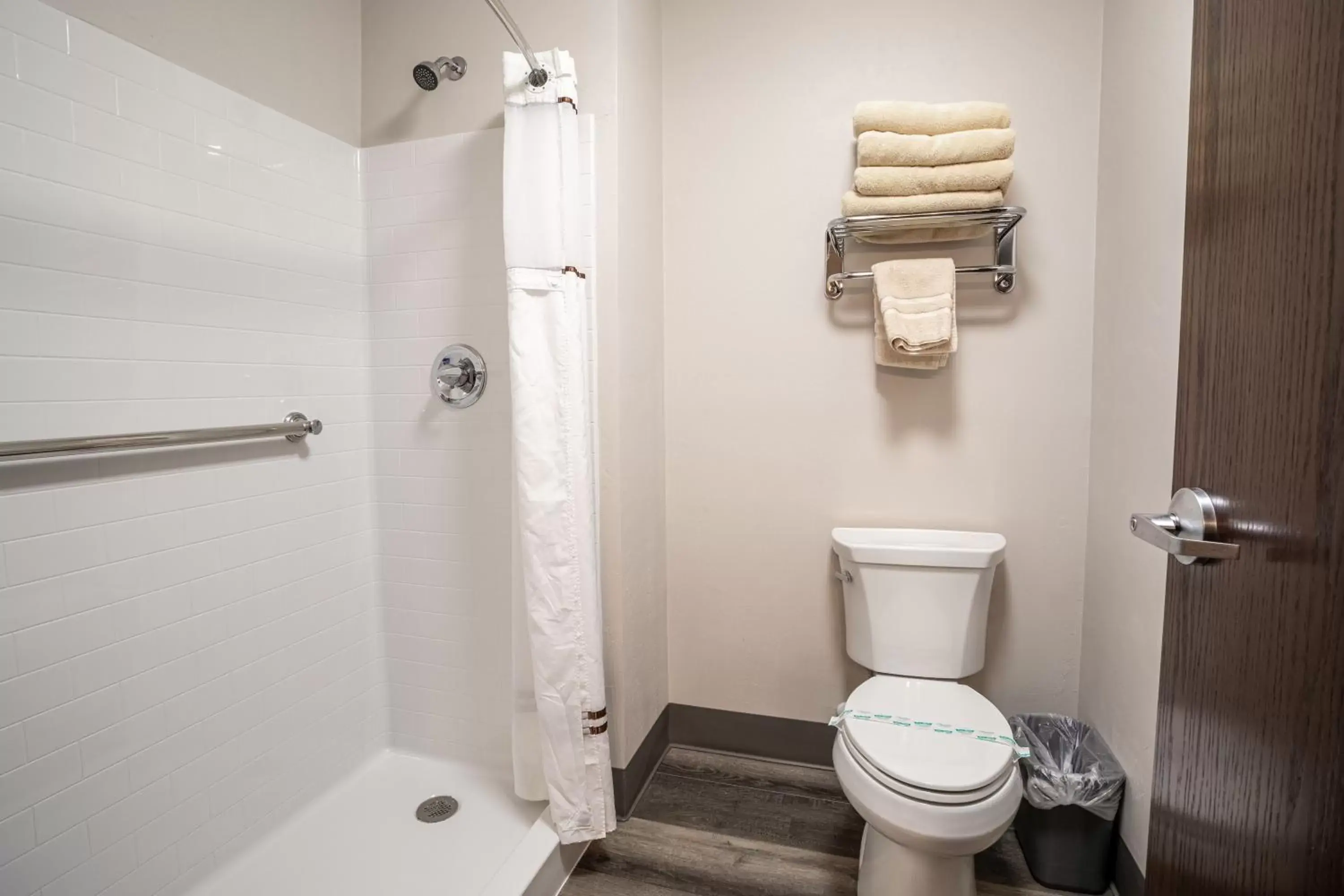 Bathroom in Open Hearth Lodge