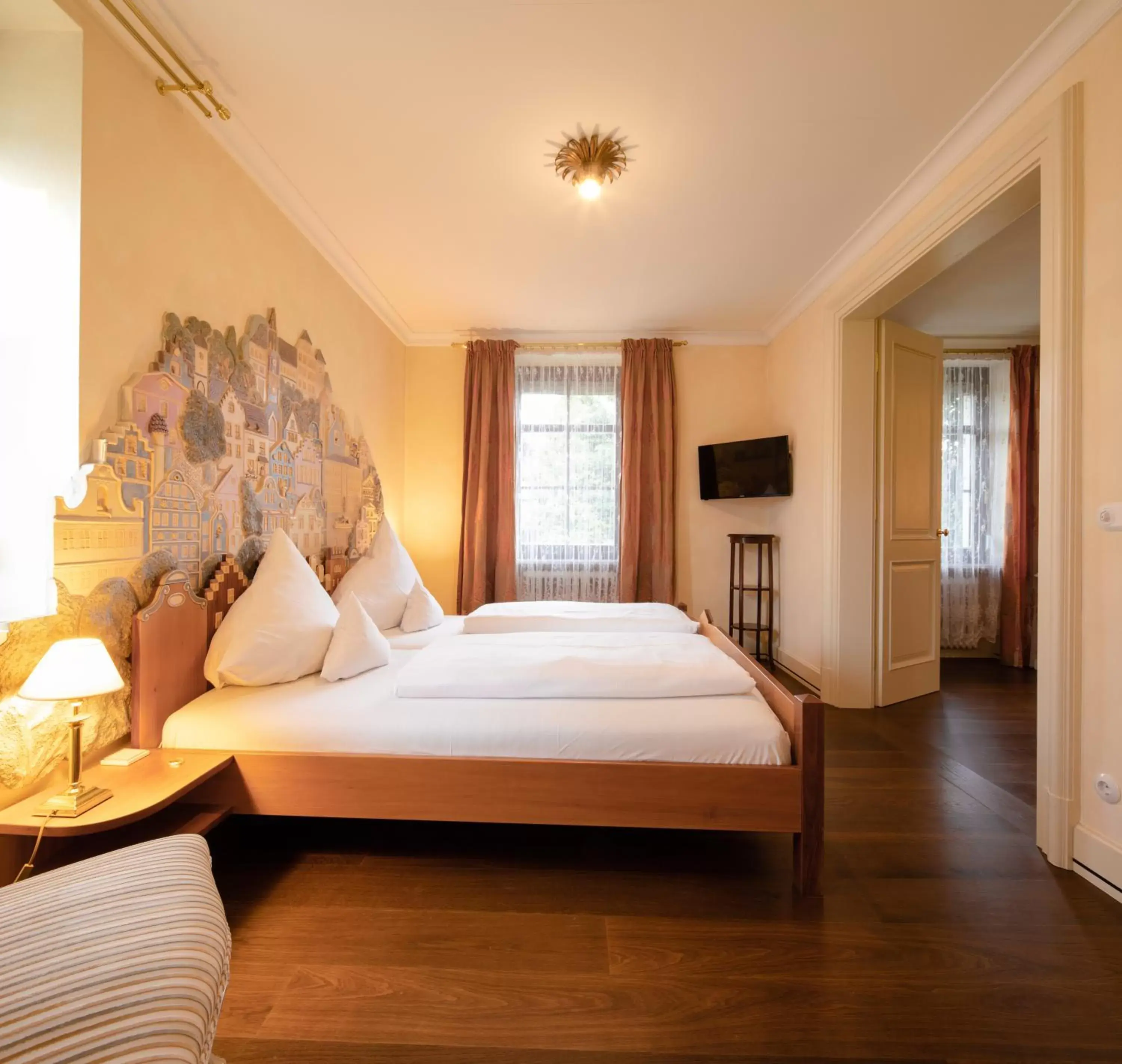 Bedroom, Bed in Hotel Fürstenhof